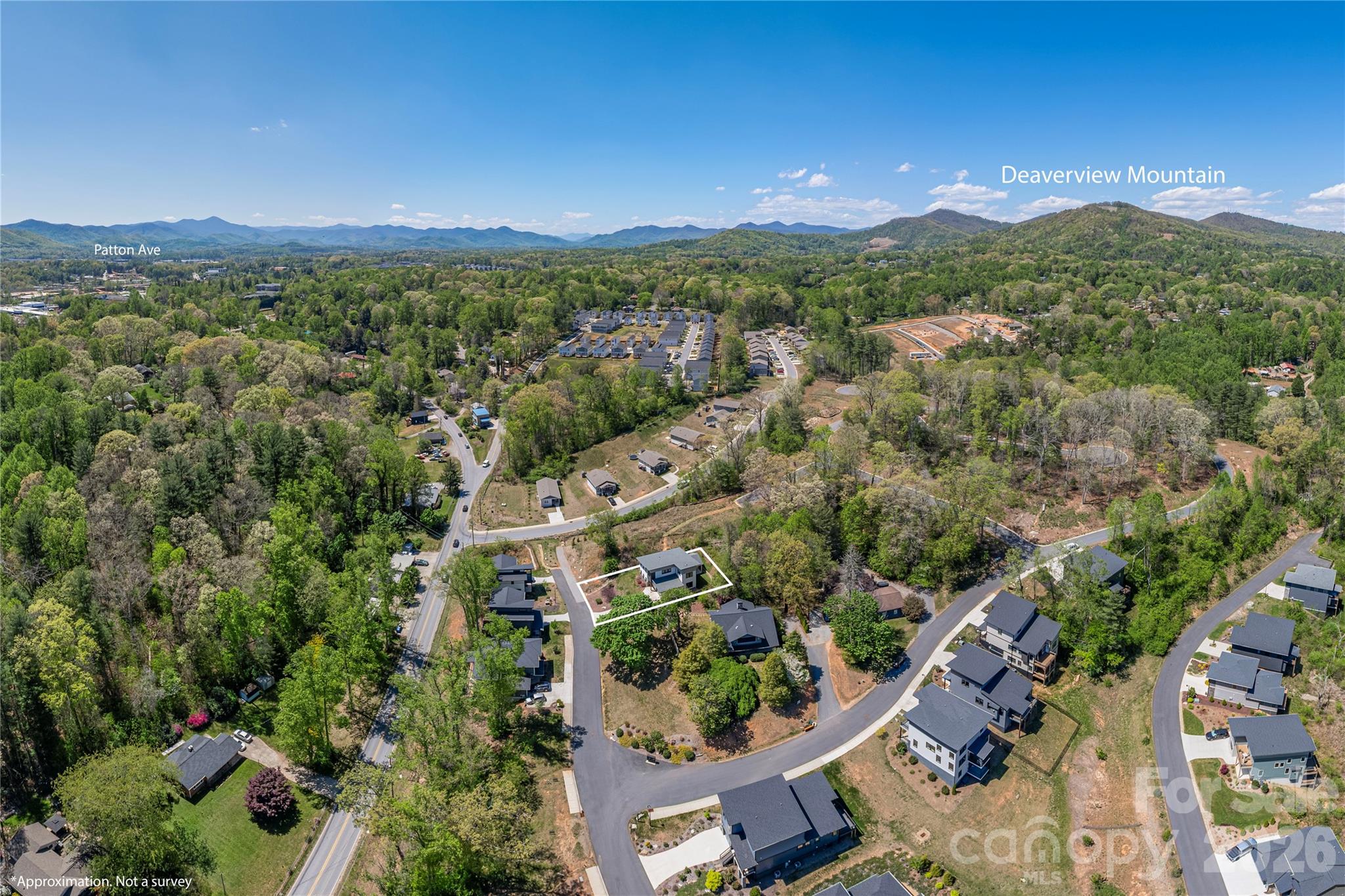 206 Torch Light Way — Asheville