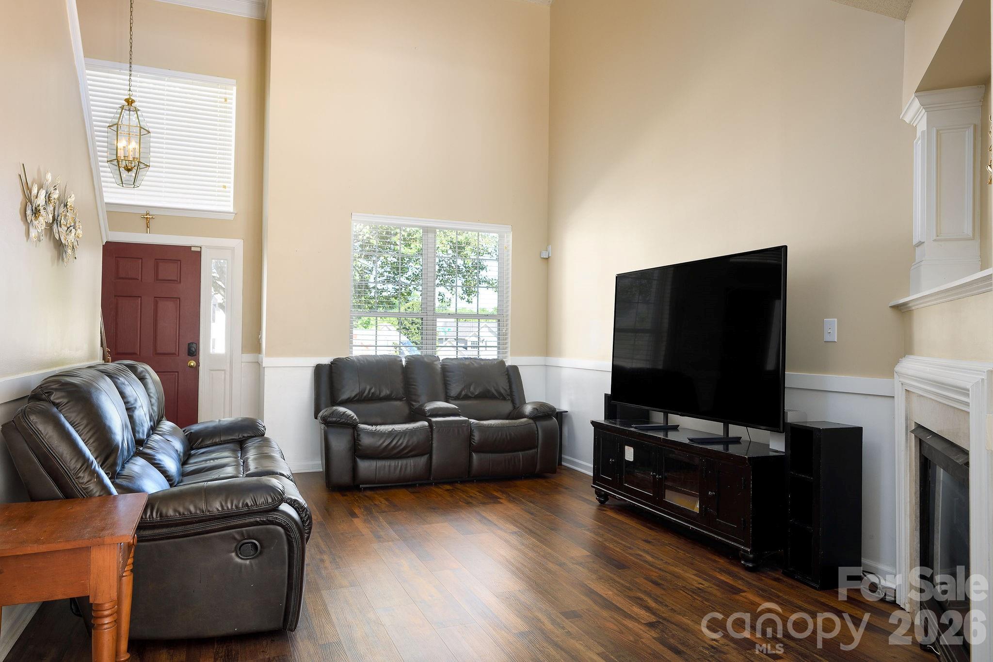 2926 Crawford Brook Lane — Charlotte
