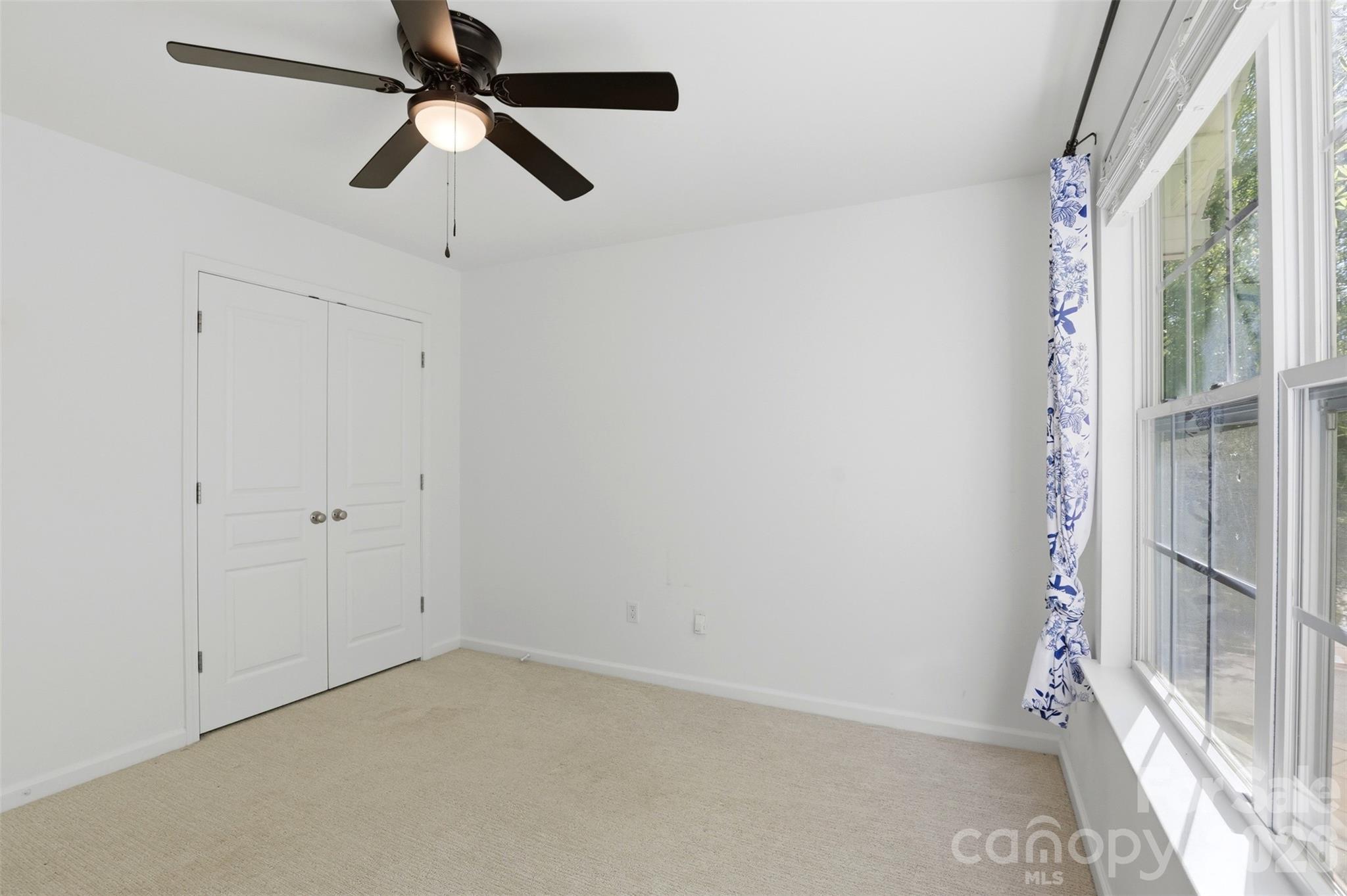 8000 Whitehawk Hill Road — Waxhaw