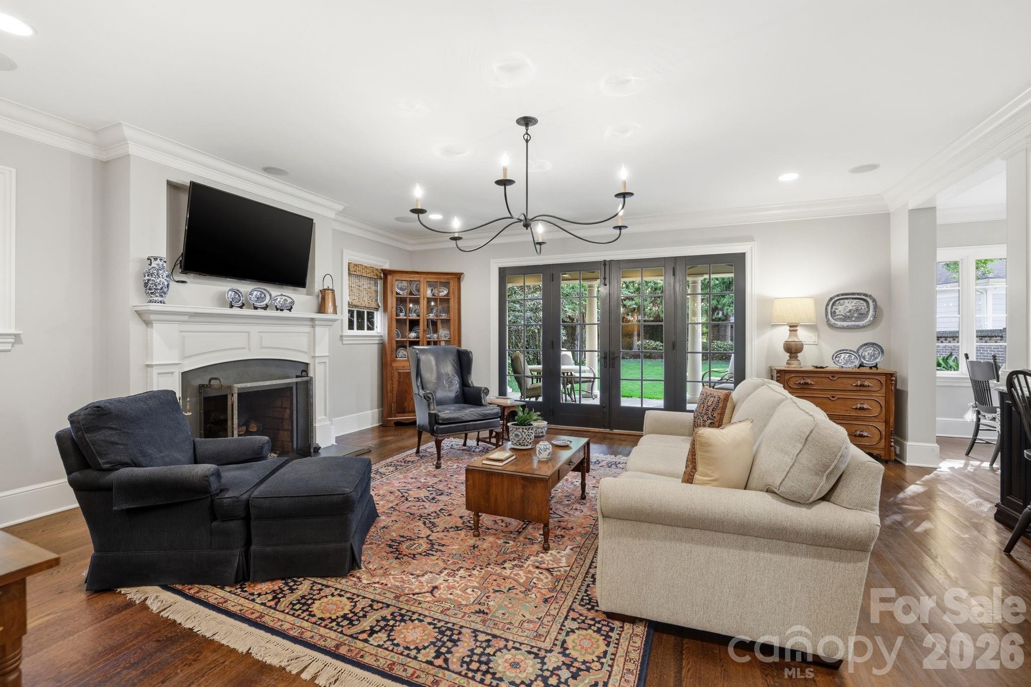 309 Hempstead Place — Charlotte