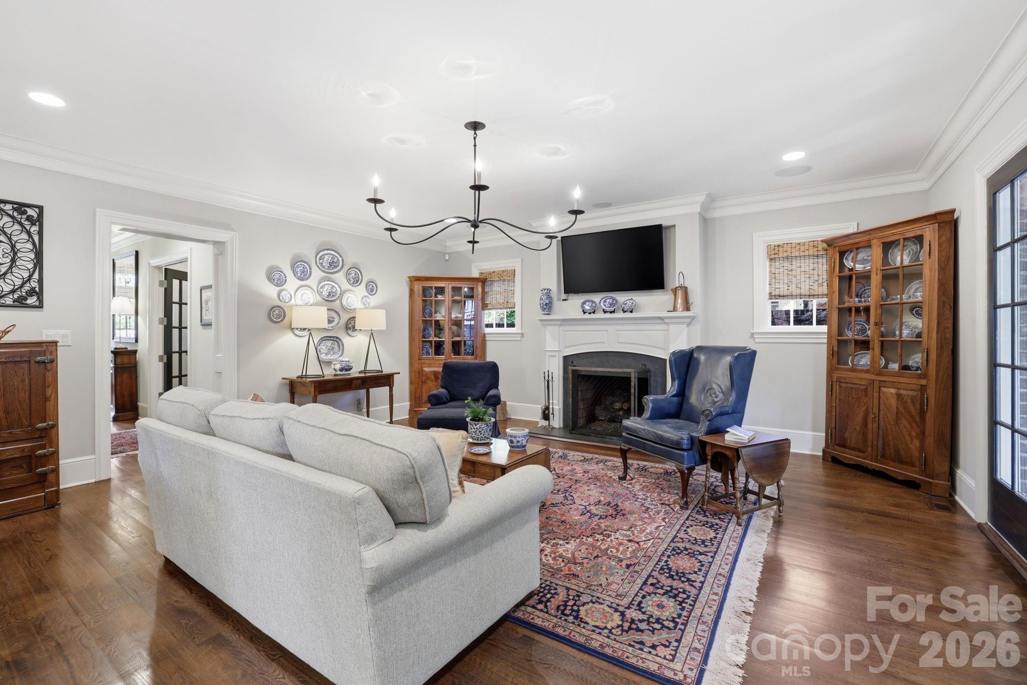 309 Hempstead Place — Charlotte