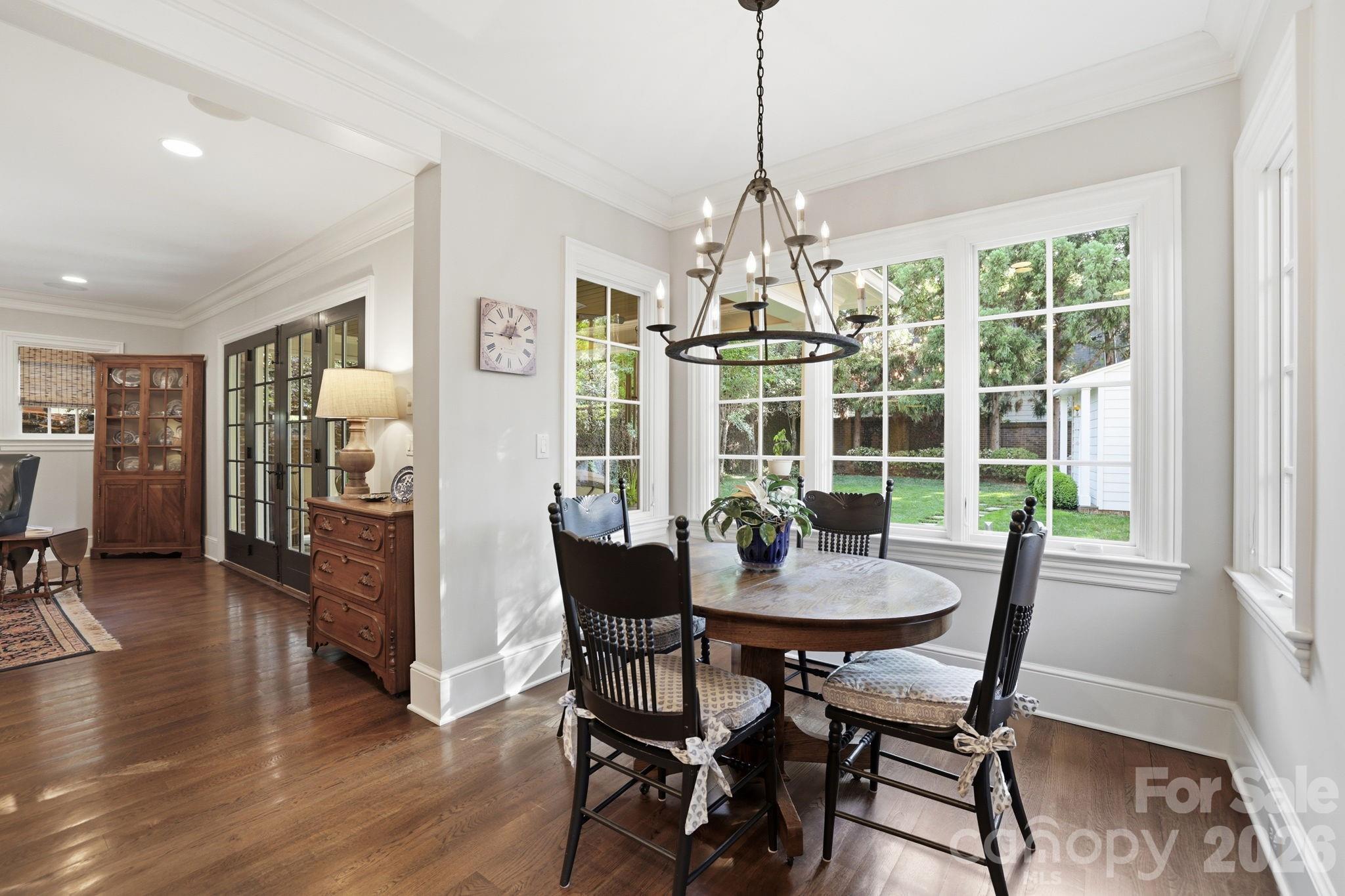 309 Hempstead Place — Charlotte