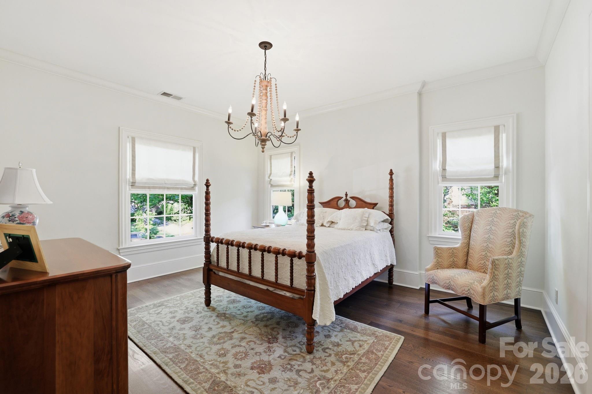 309 Hempstead Place — Charlotte