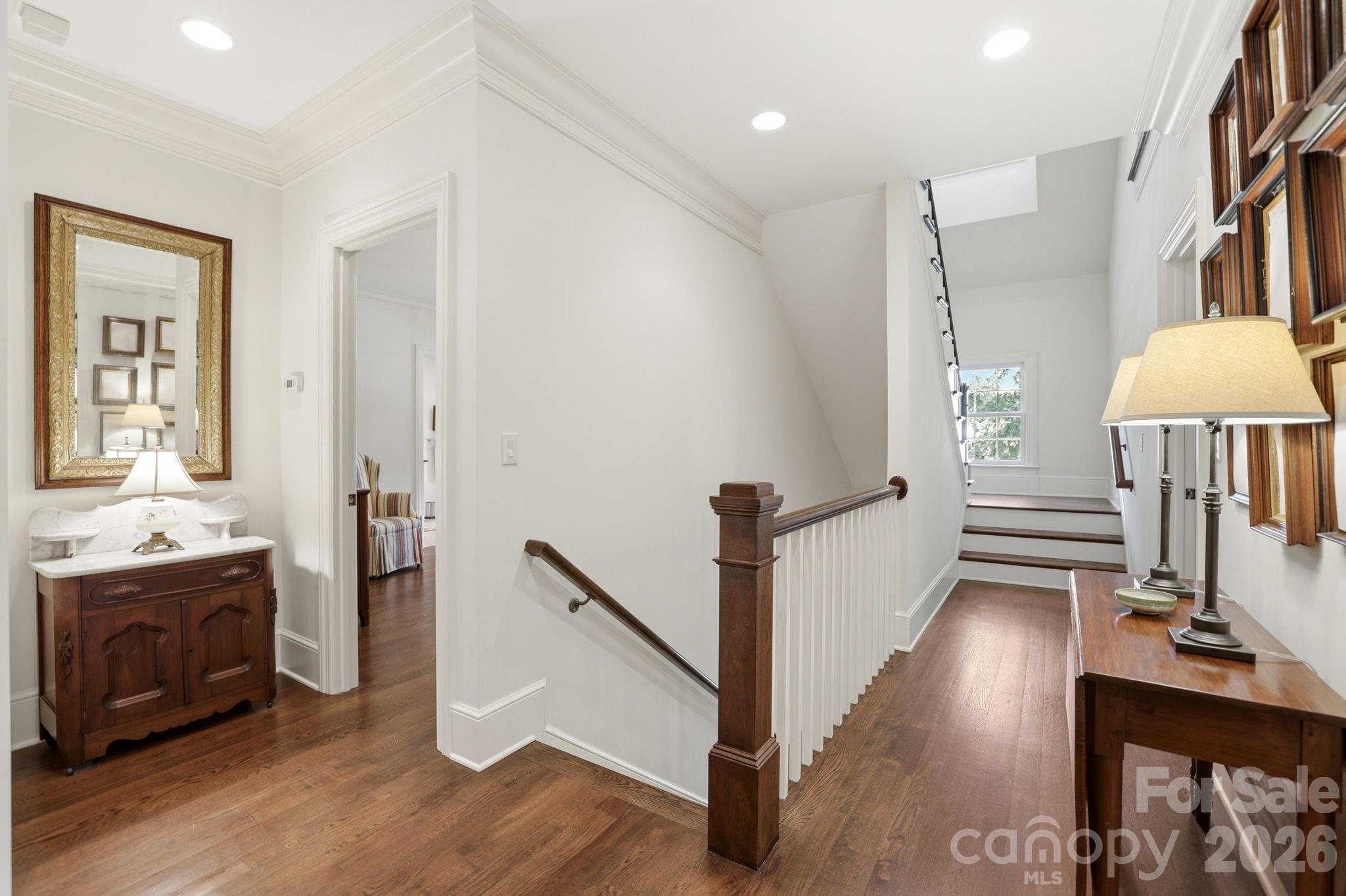 309 Hempstead Place — Charlotte