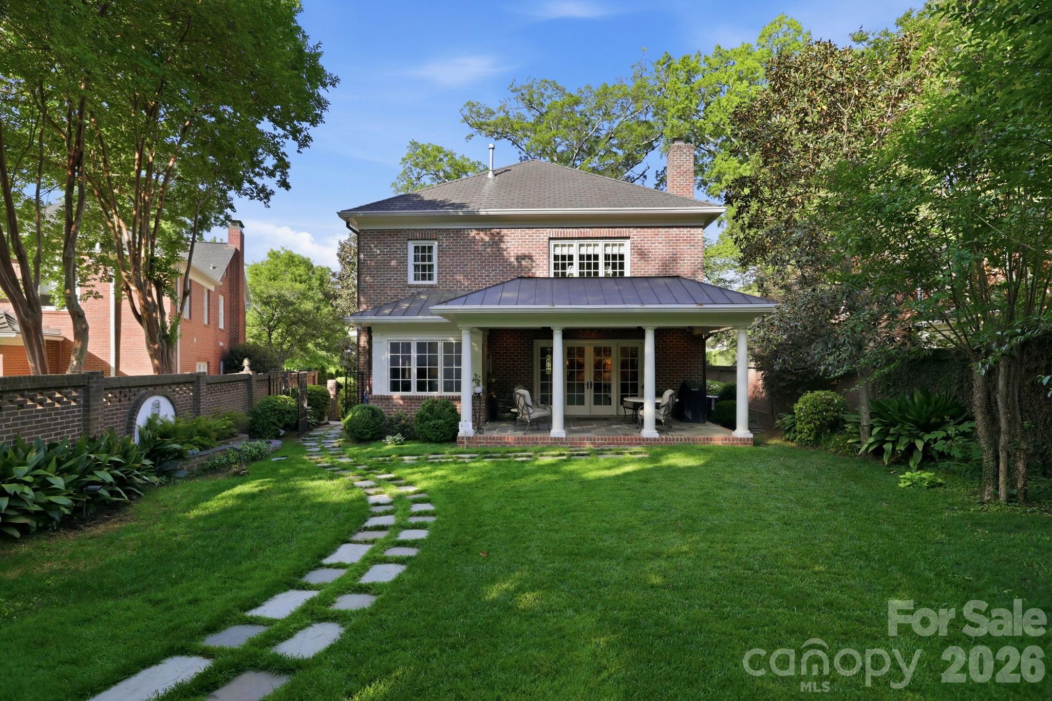309 Hempstead Place — Charlotte