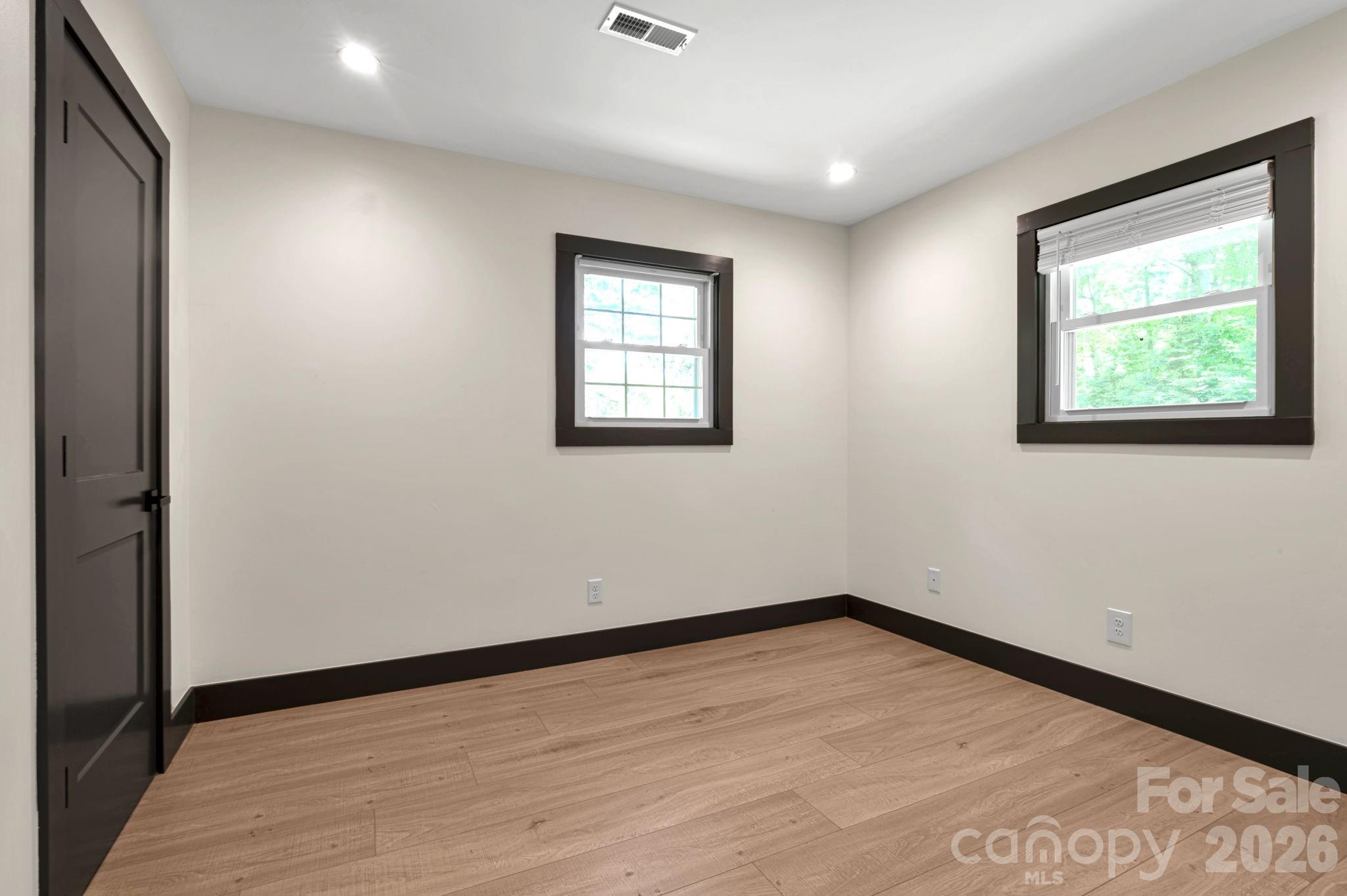 35 Timberview Drive — Arden