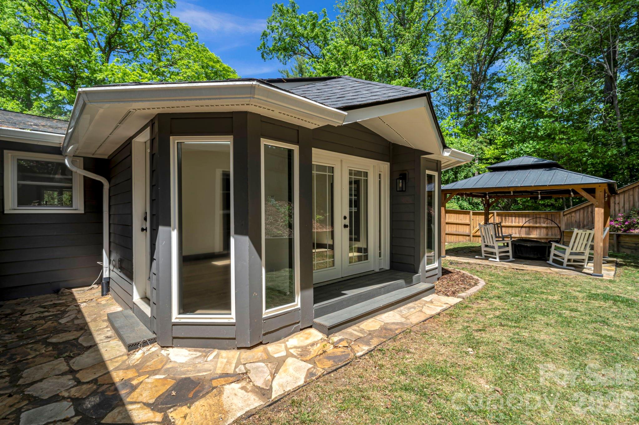 35 Timberview Drive — Arden