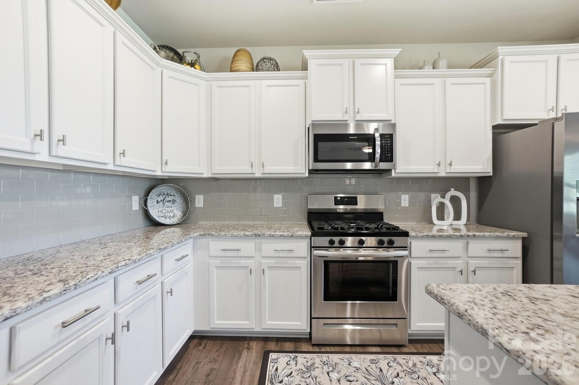 11765 Glenwood Drive — Locust