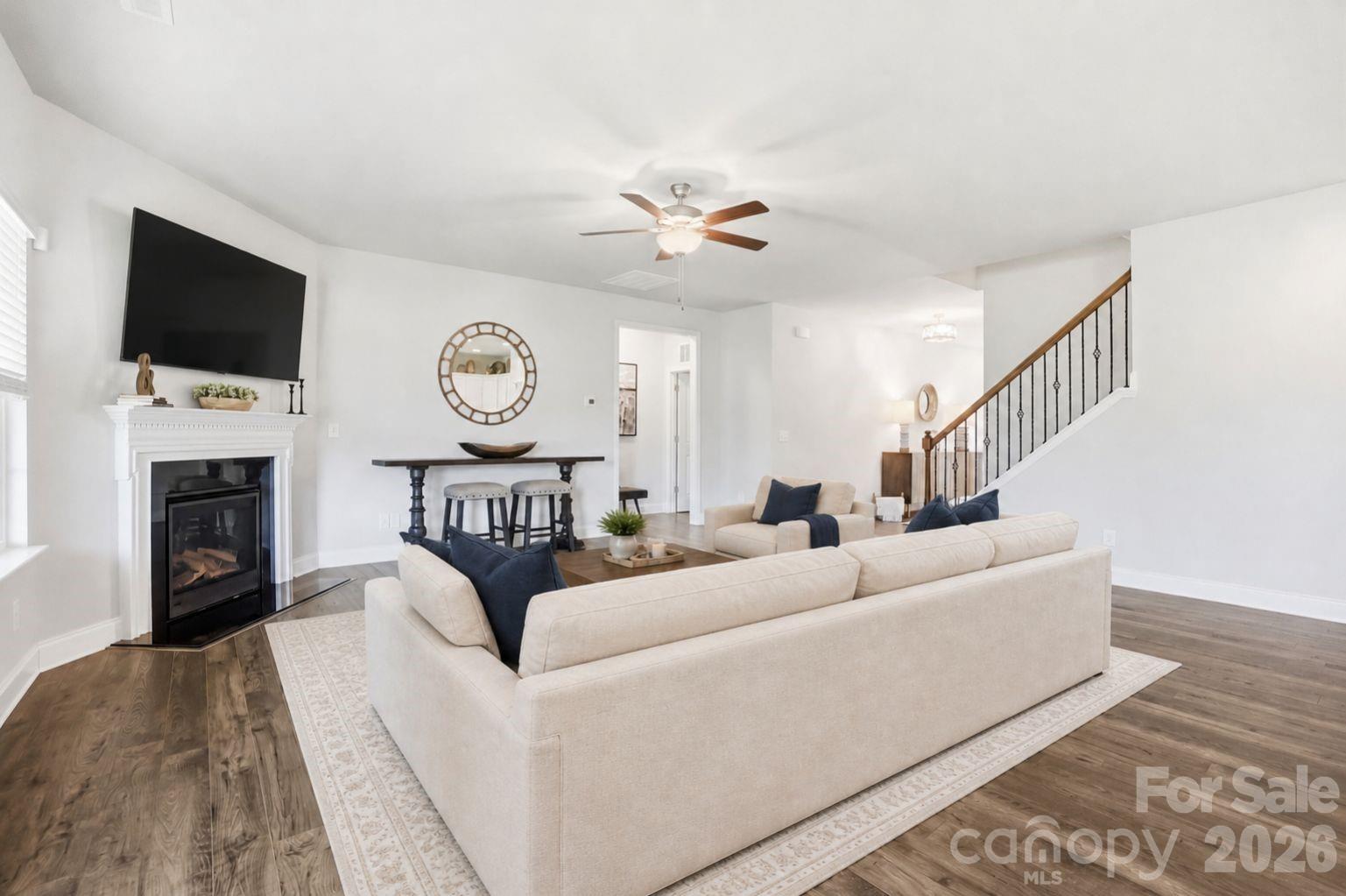 11765 Glenwood Drive — Locust