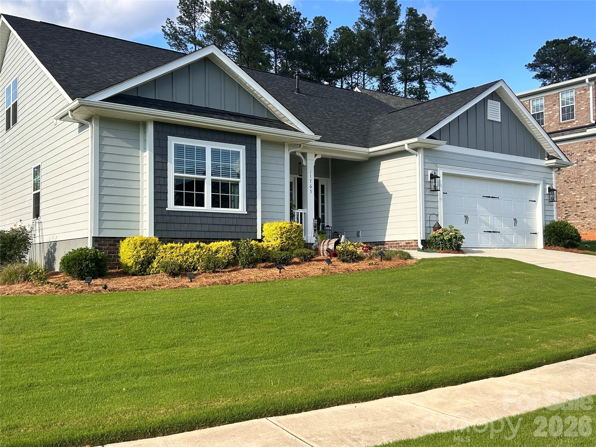 11765 Glenwood Drive — Locust