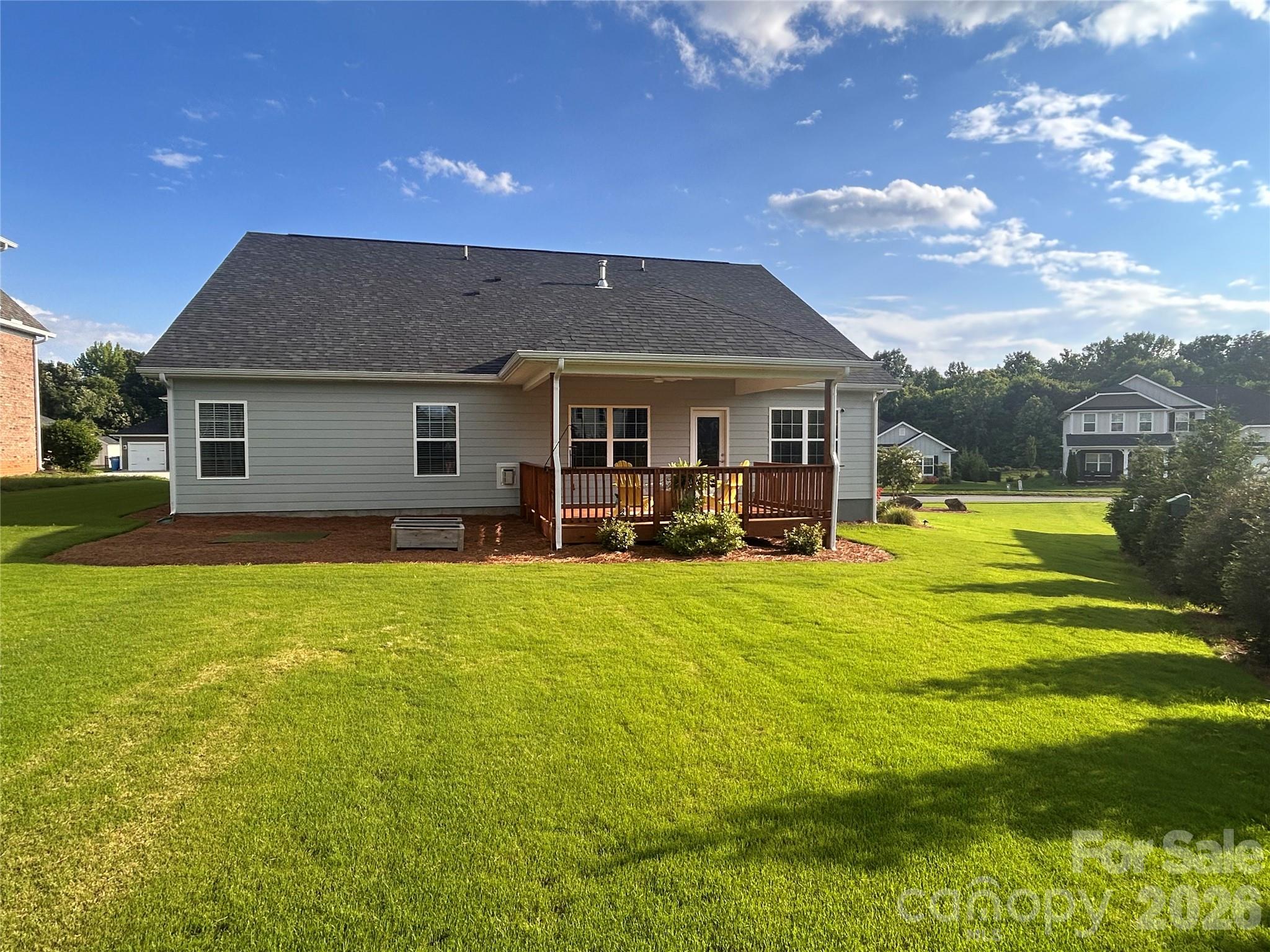11765 Glenwood Drive — Locust