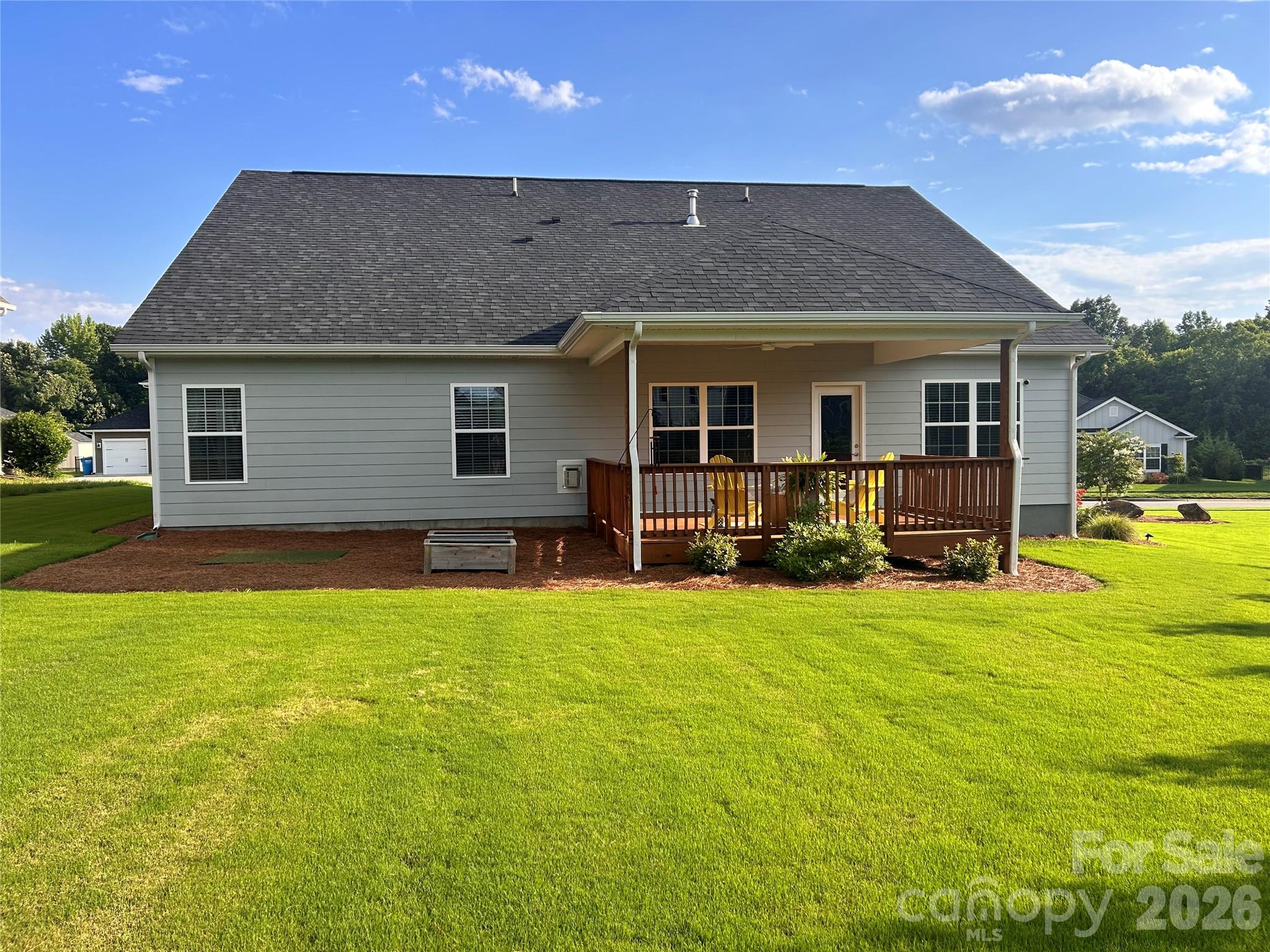 11765 Glenwood Drive — Locust