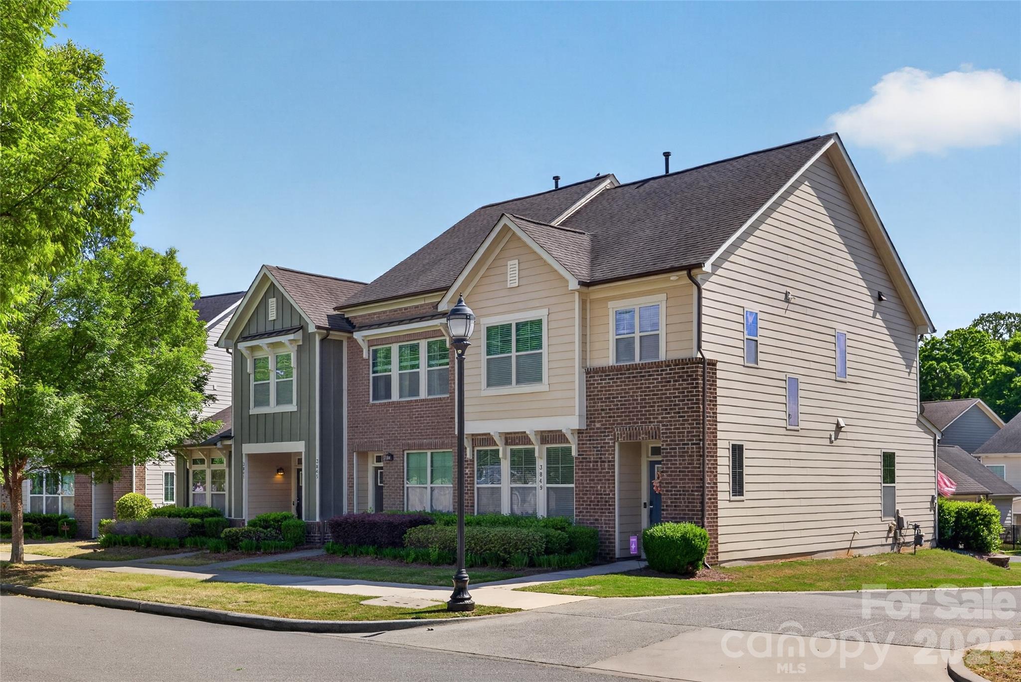 3841 Willow Green Place — Charlotte