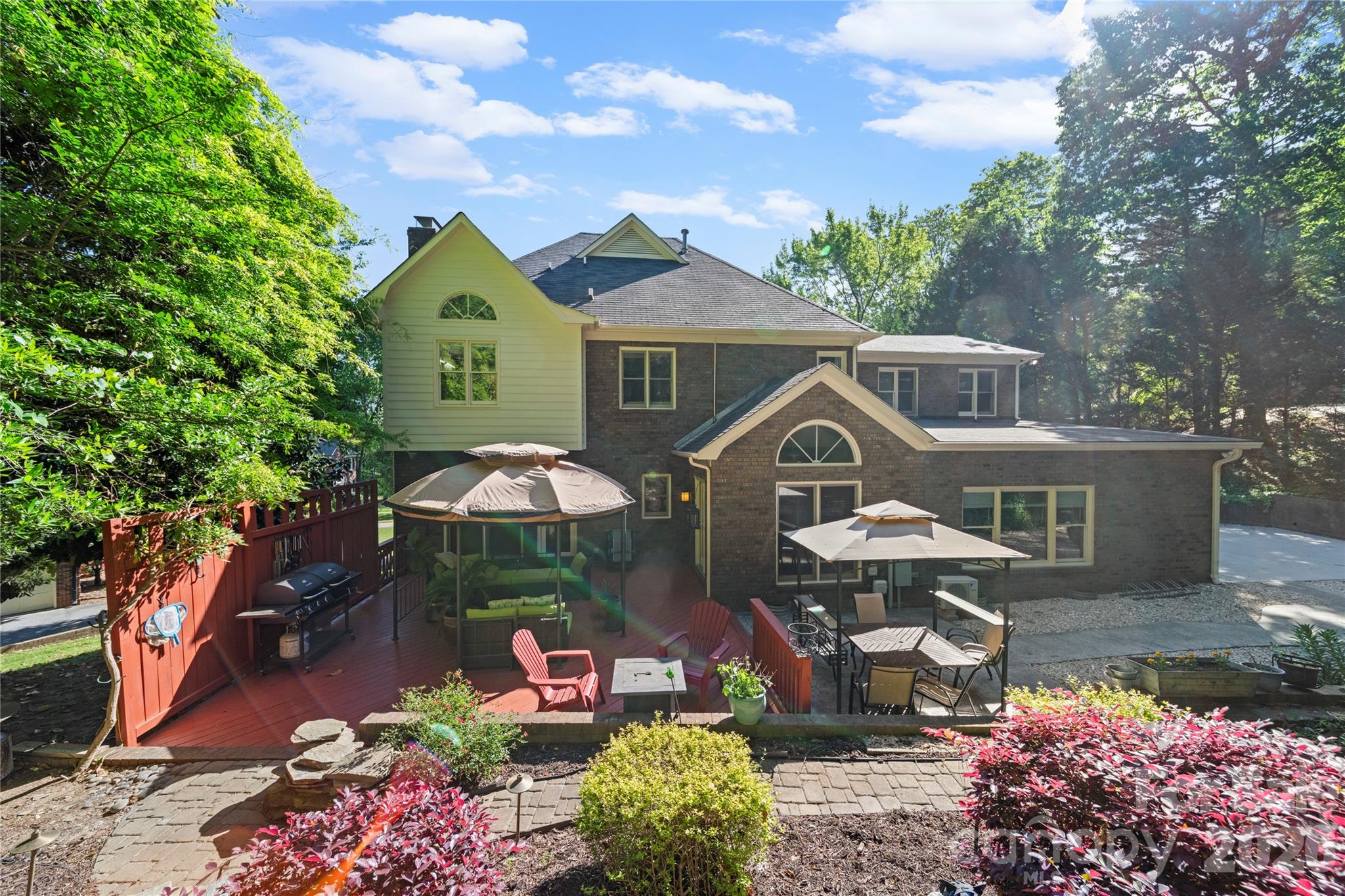 1265 Braeburn Road NW — Concord