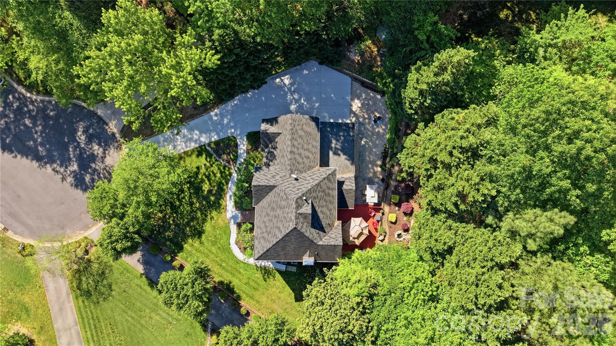 1265 Braeburn Road NW — Concord