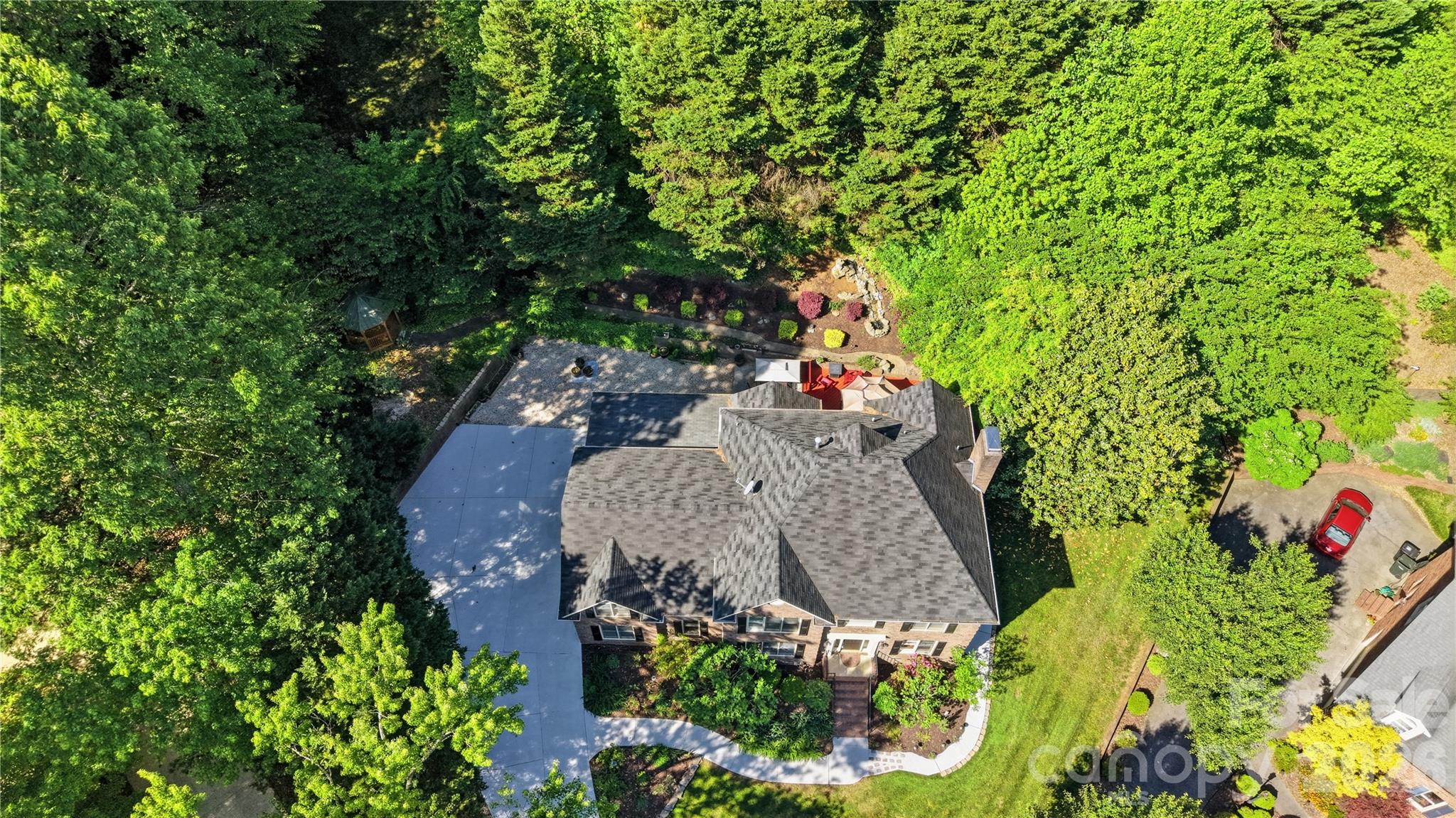 1265 Braeburn Road NW — Concord