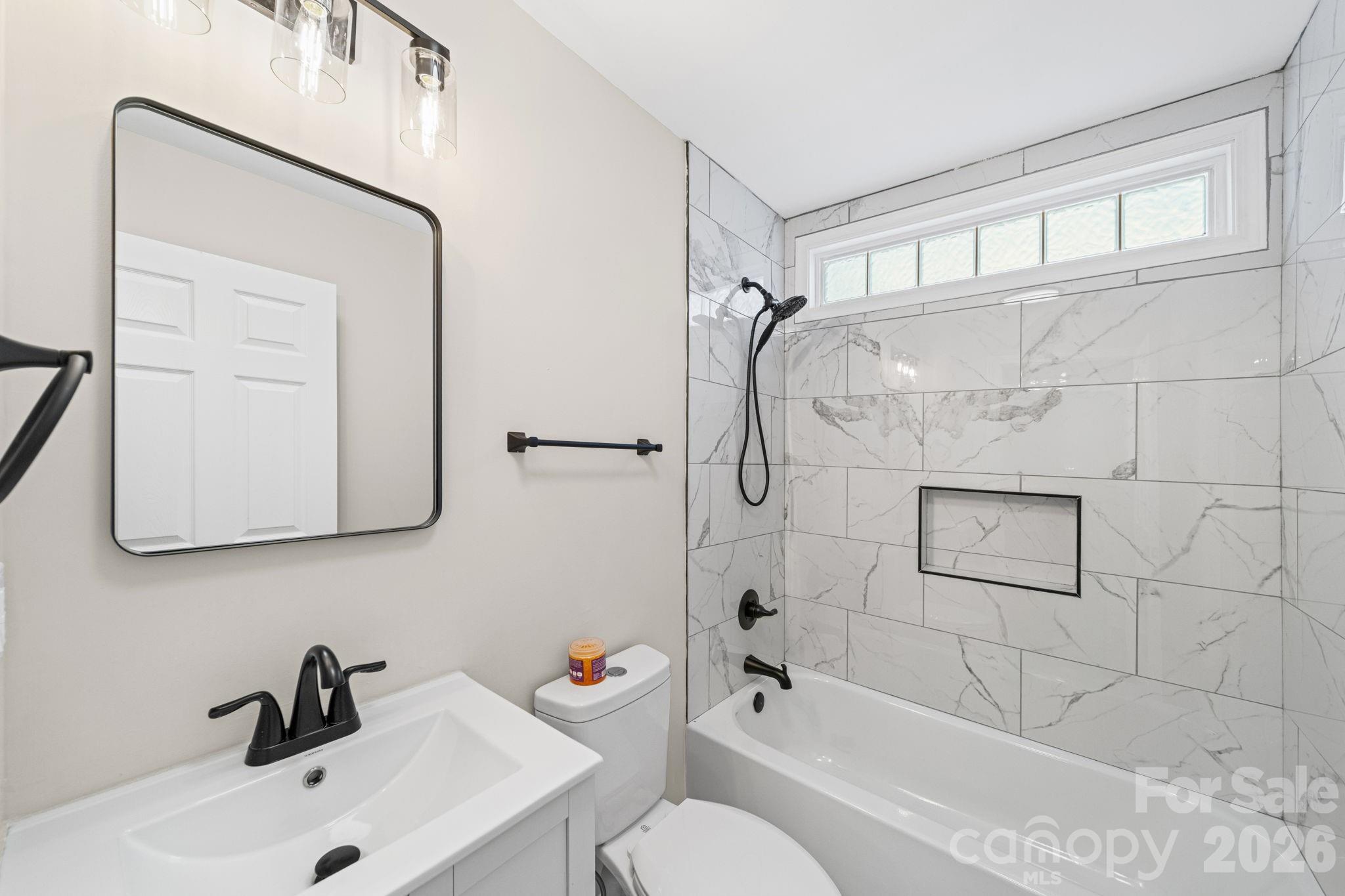 2327 Sunset Drive — Gastonia
