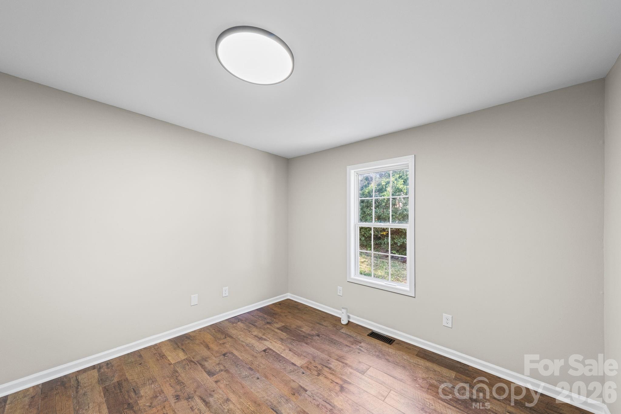 2327 Sunset Drive — Gastonia
