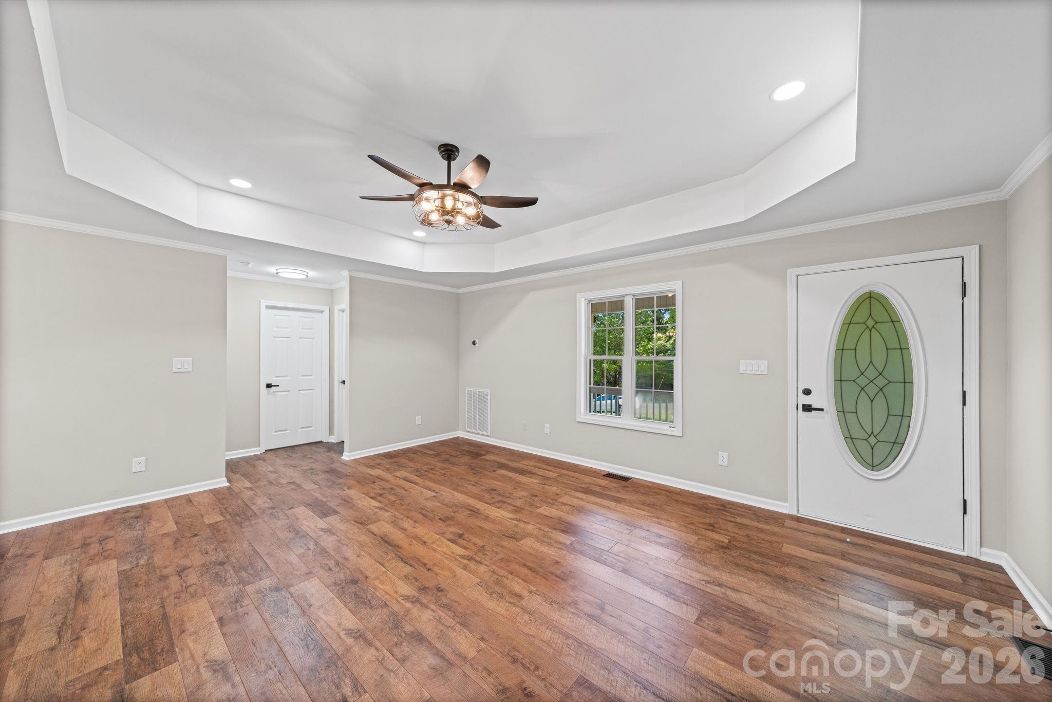 2327 Sunset Drive — Gastonia