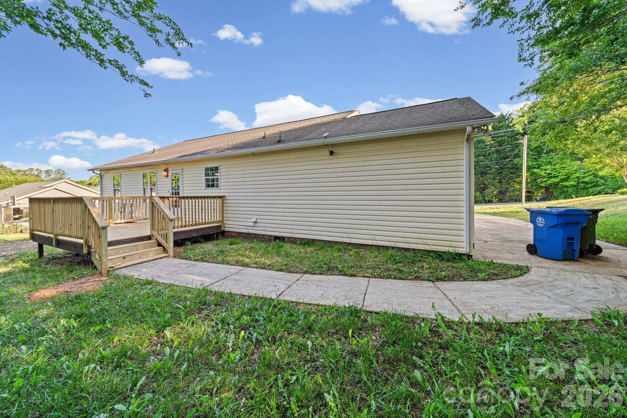 2327 Sunset Drive — Gastonia