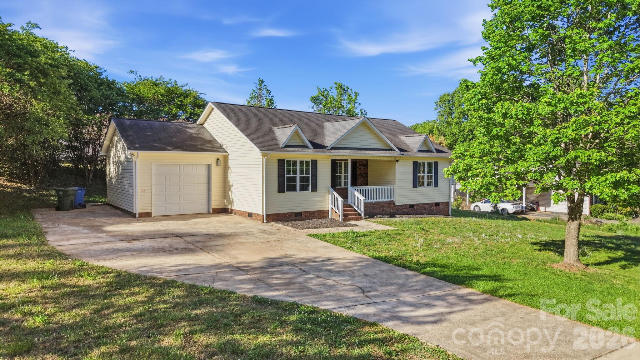 2327 Sunset Drive — Gastonia
