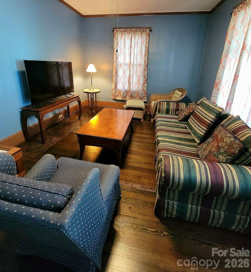109 Ridge Avenue — Salisbury