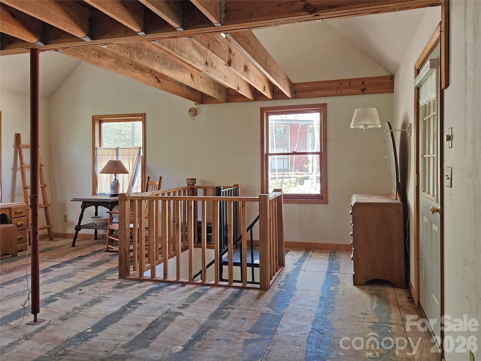 929 Pine Ridge Road — Hendersonville