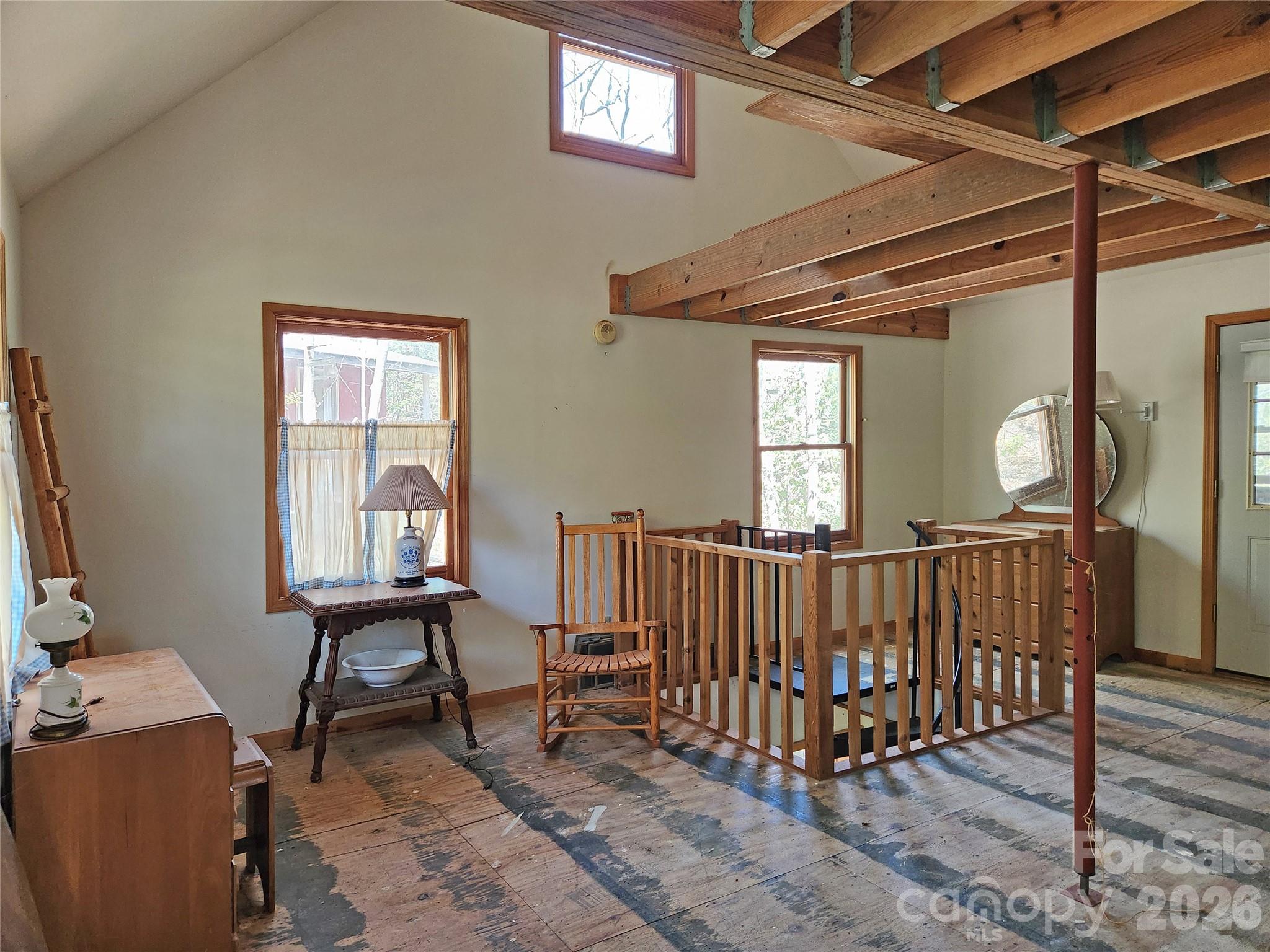 929 Pine Ridge Road — Hendersonville