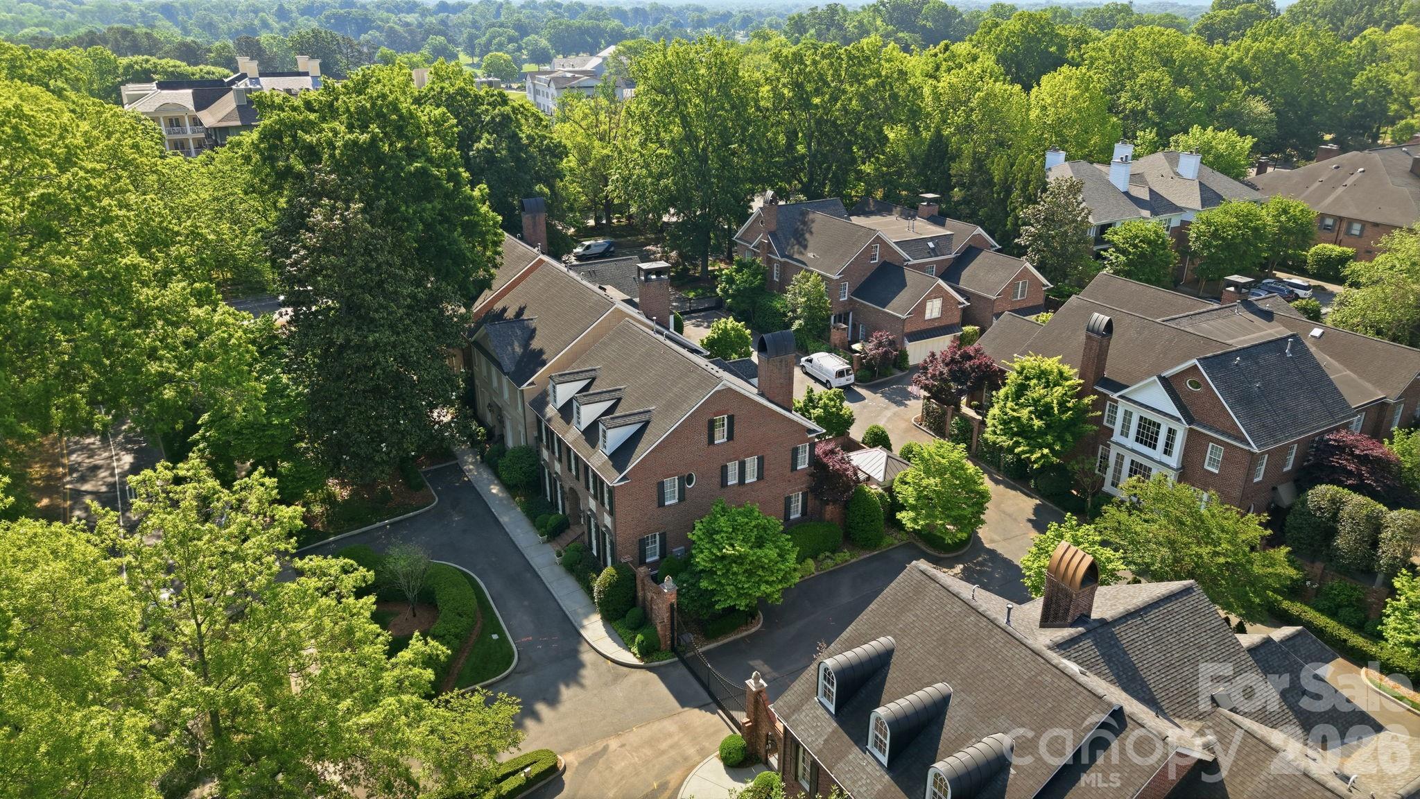 2044 Queens Road W — Charlotte