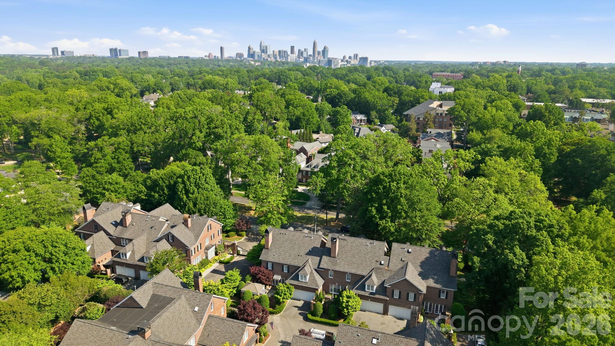2044 Queens Road W — Charlotte