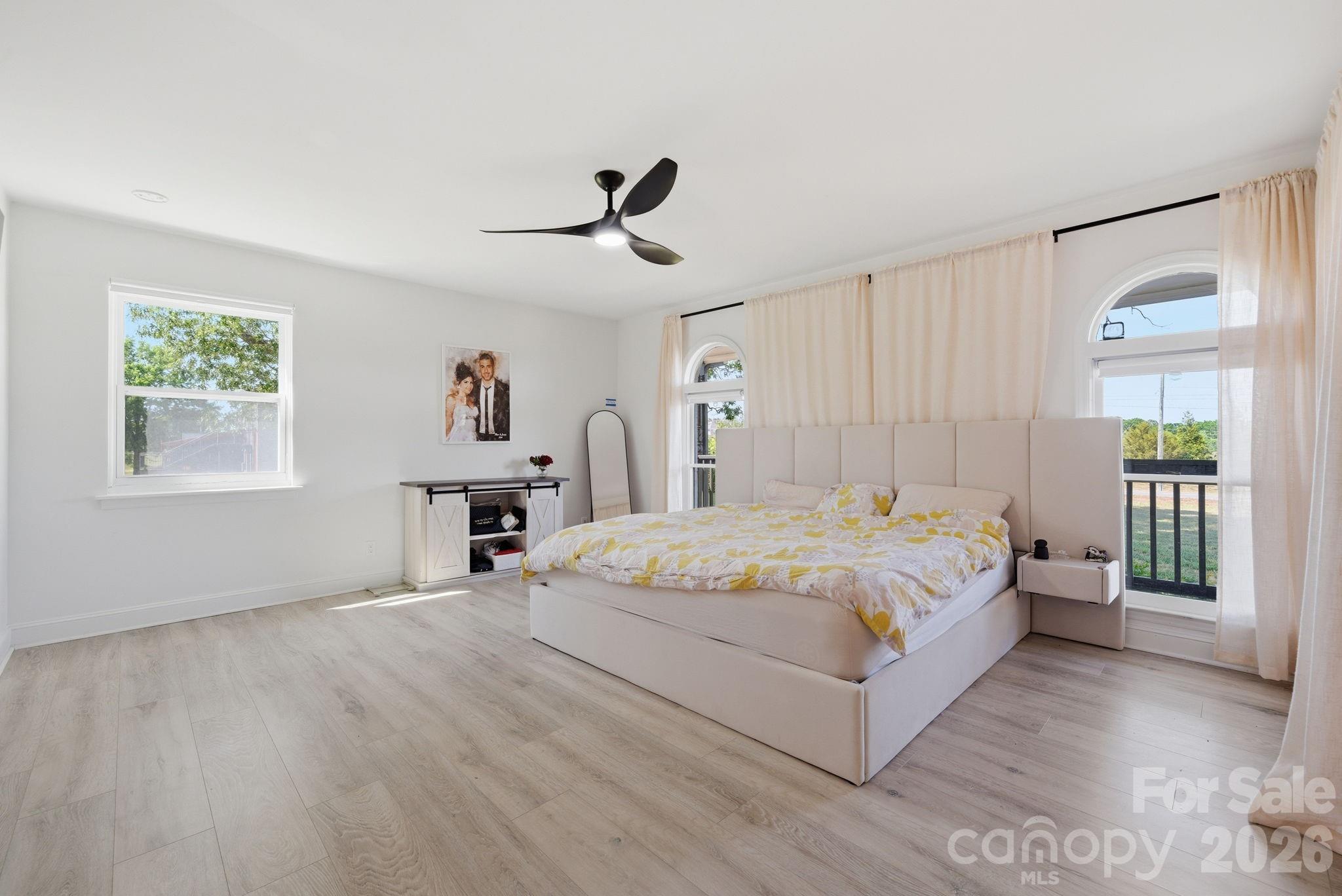 5009 Hemby Road — Matthews