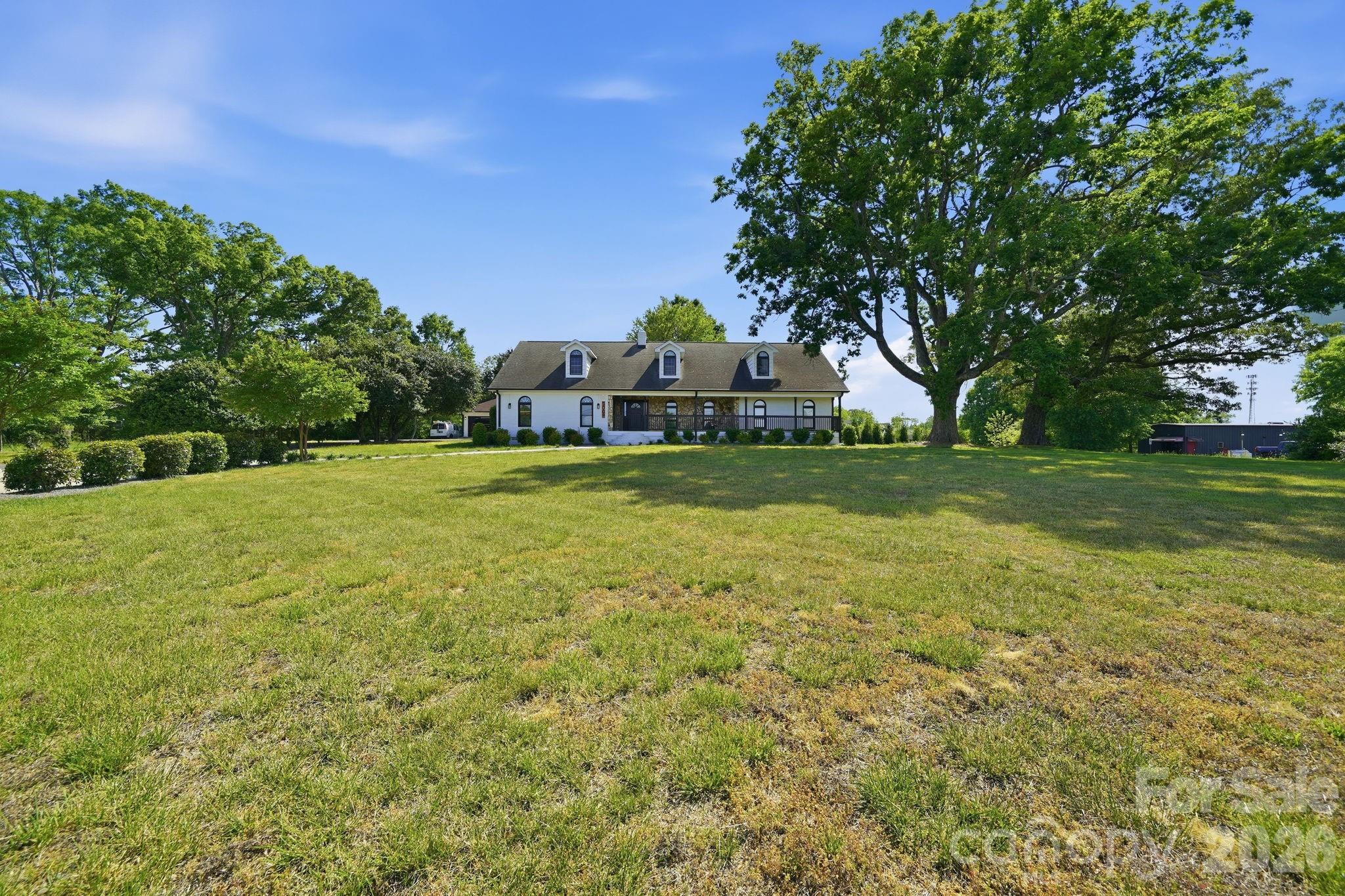 5009 Hemby Road — Matthews