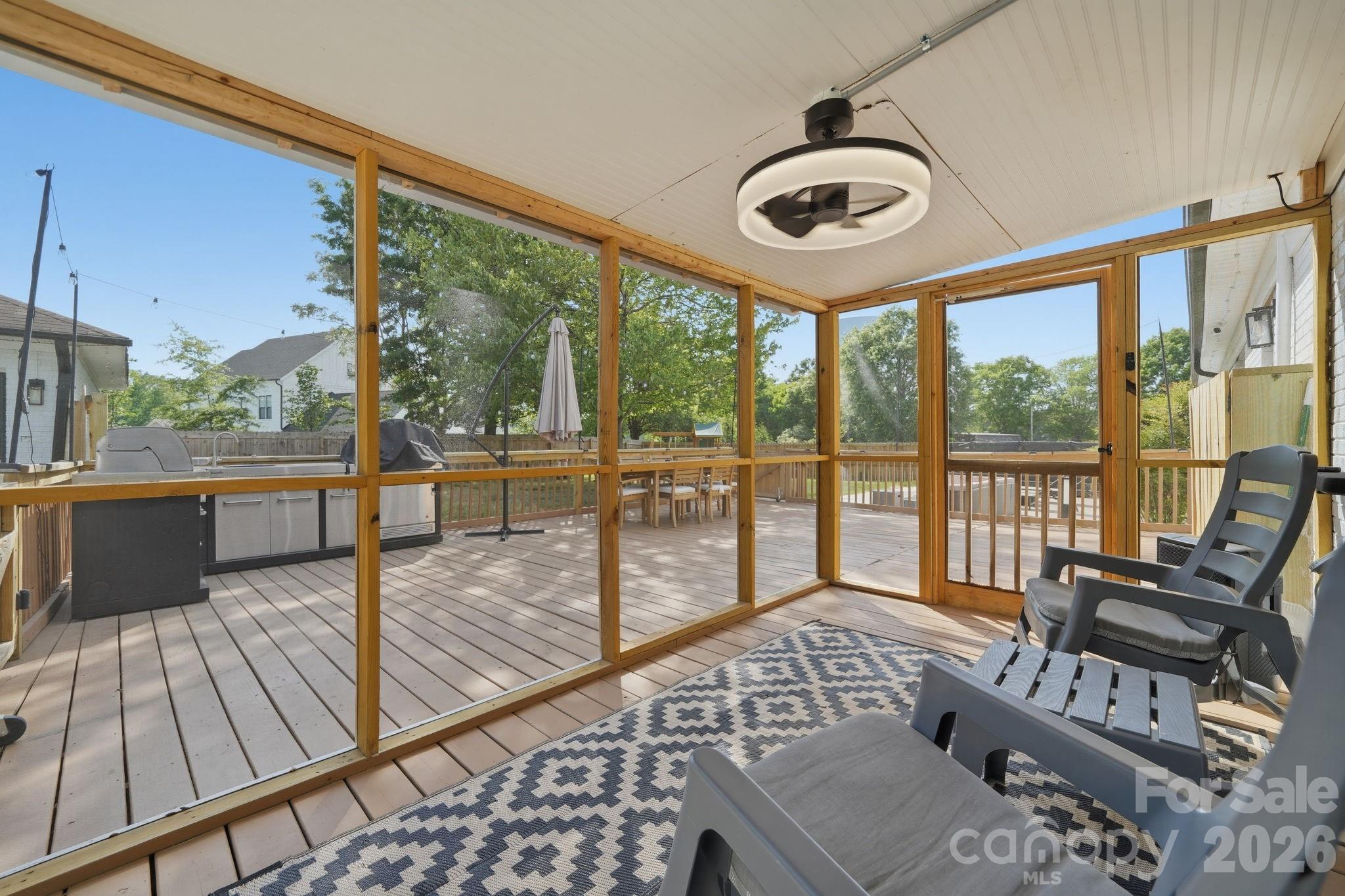 5009 Hemby Road — Matthews