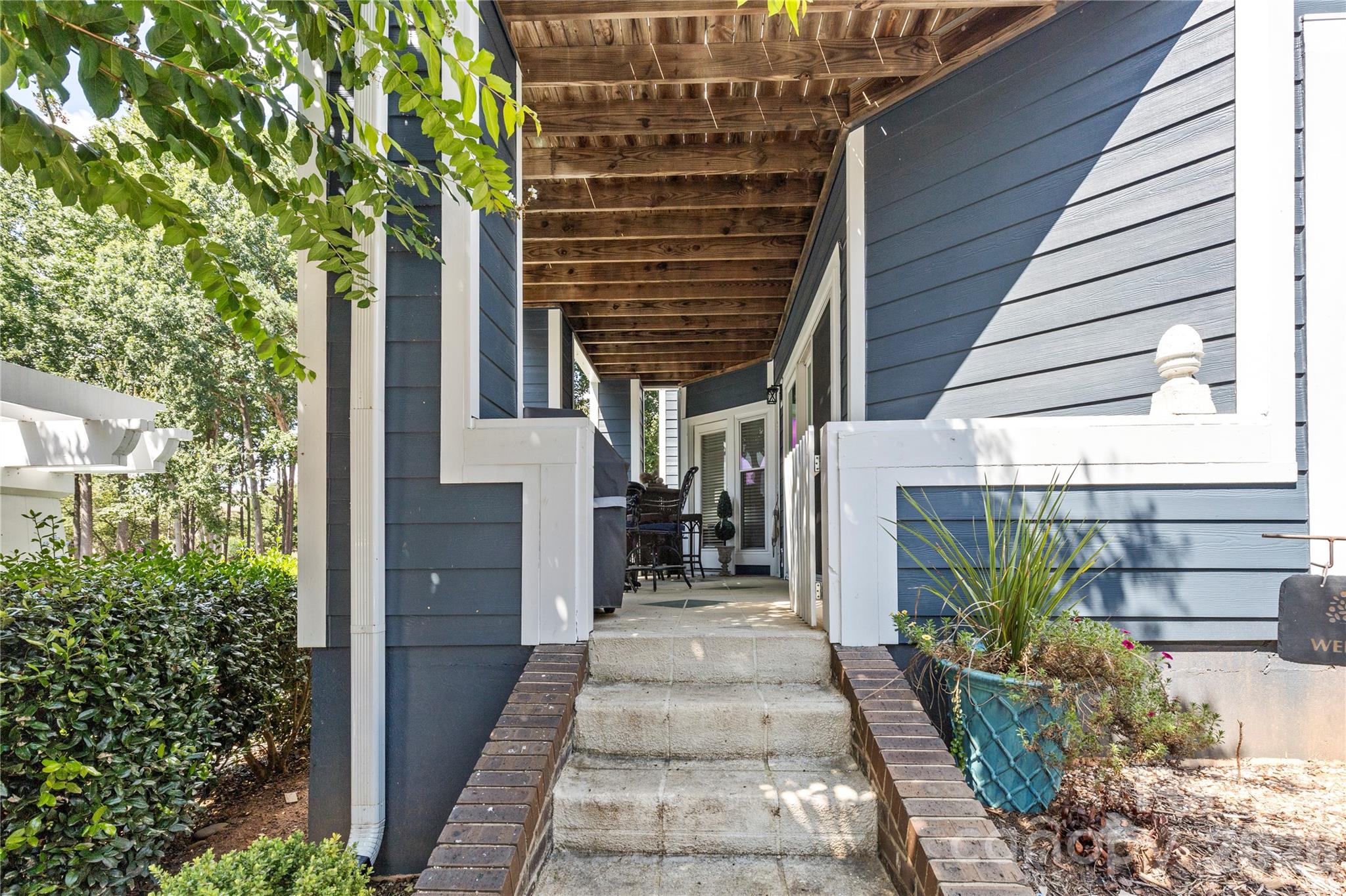 719 Southwest Drive — Davidson