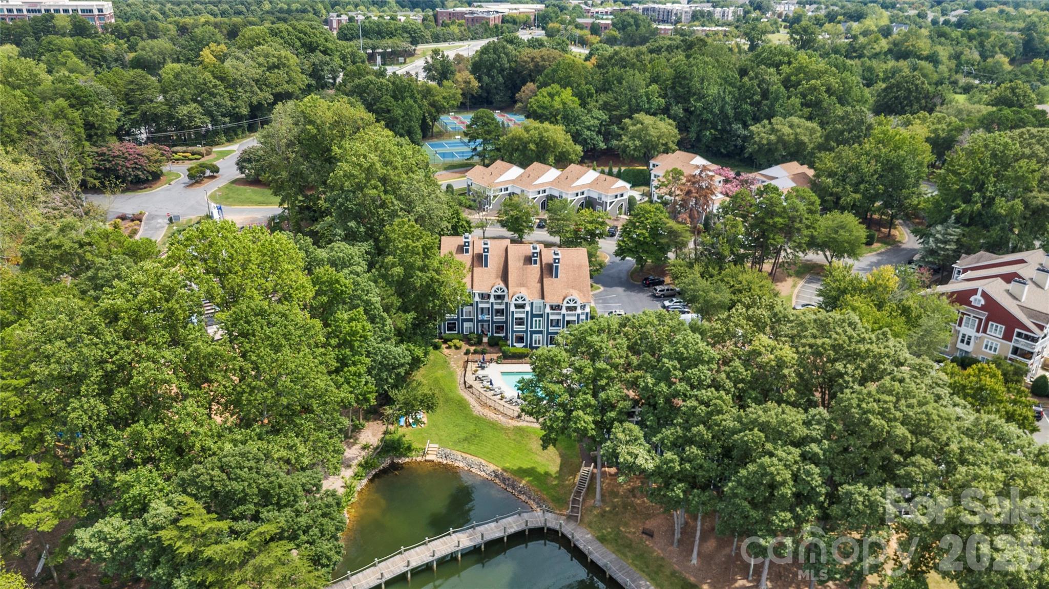 719 Southwest Drive — Davidson