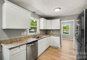 7040 Idlewild Road — Charlotte