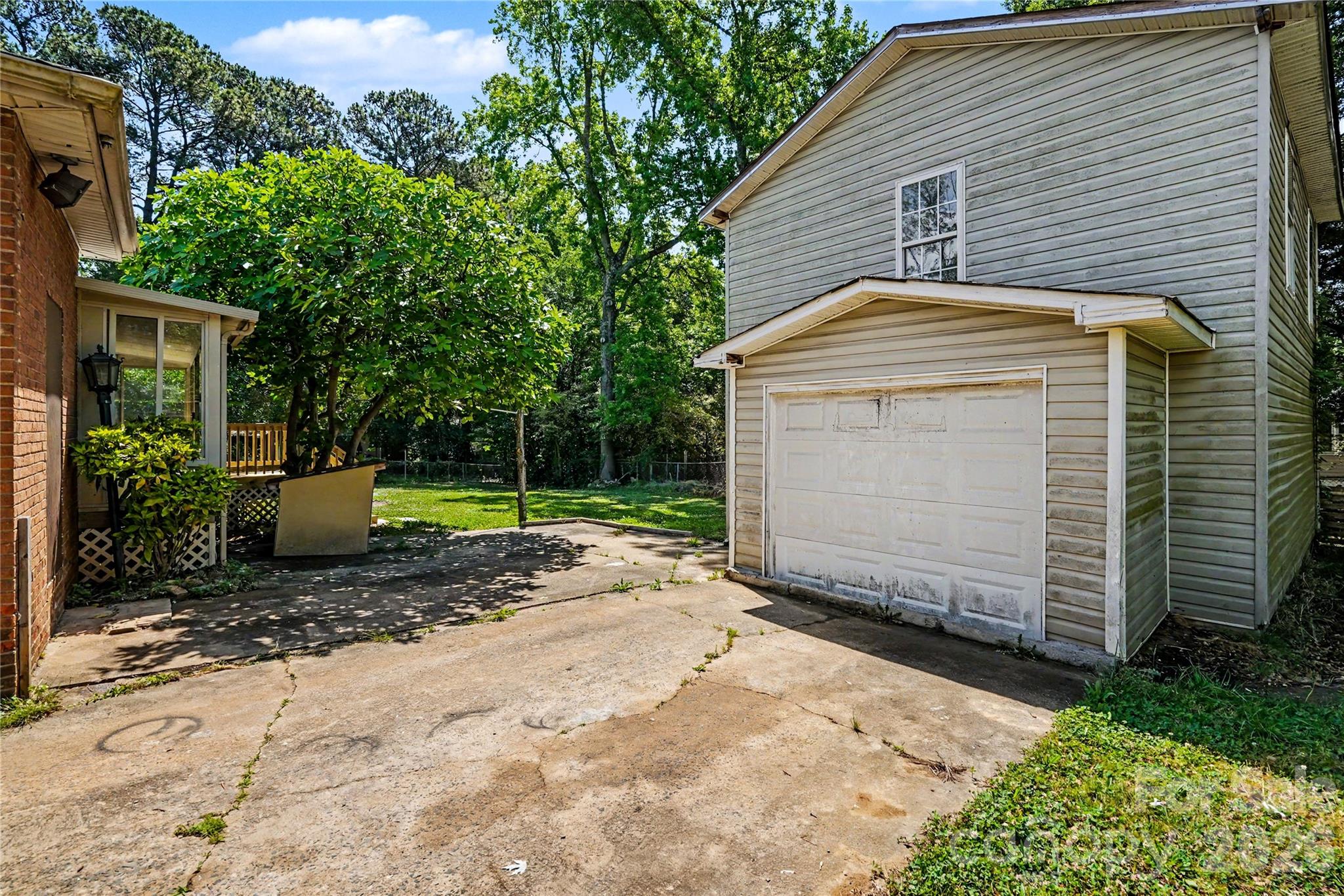 7040 Idlewild Road — Charlotte