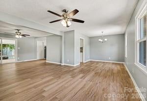 7040 Idlewild Road — Charlotte