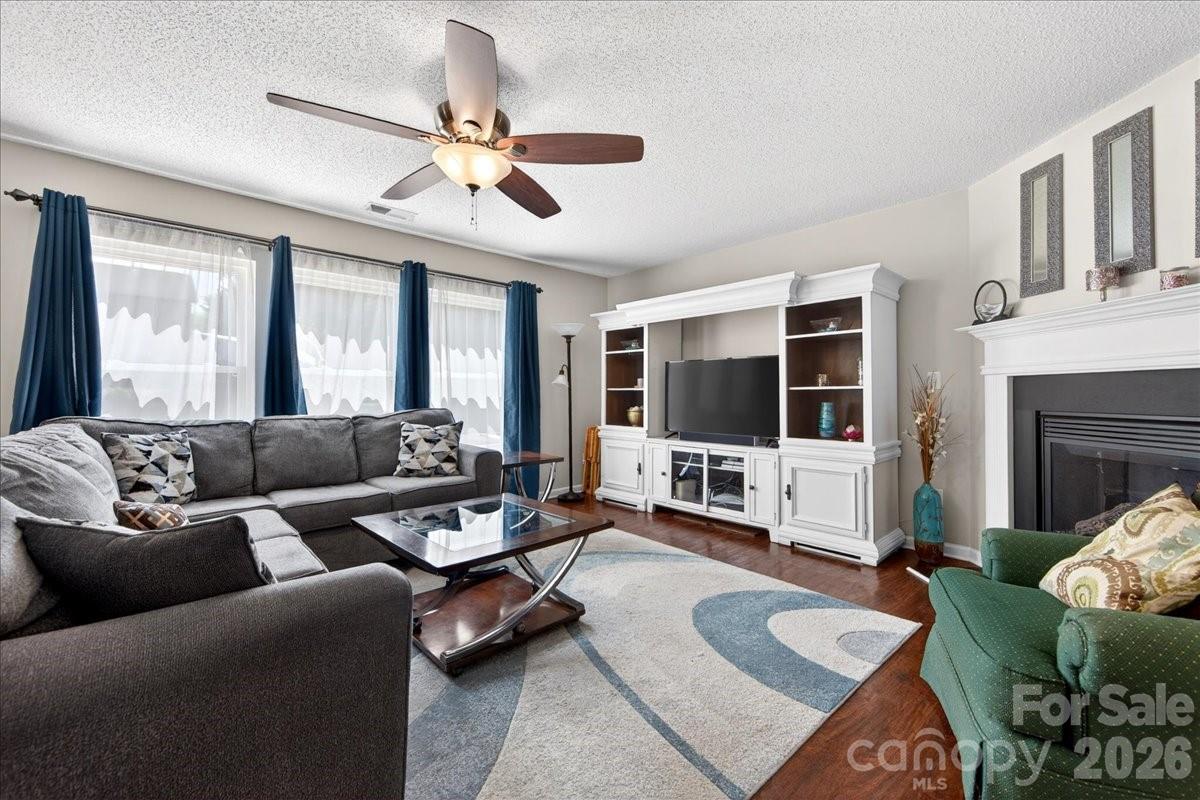 10611 Bedlington Road — Charlotte
