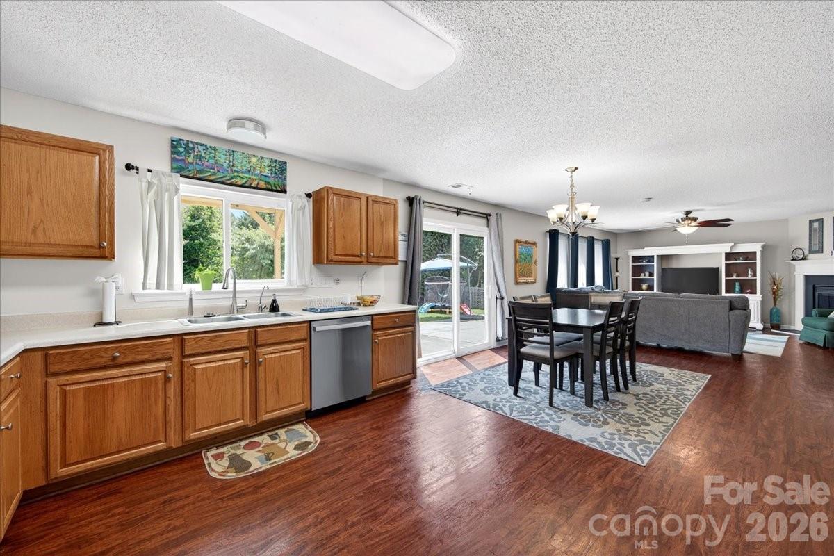 10611 Bedlington Road — Charlotte