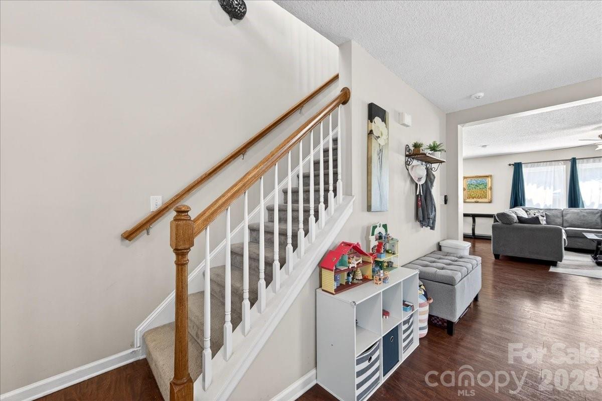 10611 Bedlington Road — Charlotte