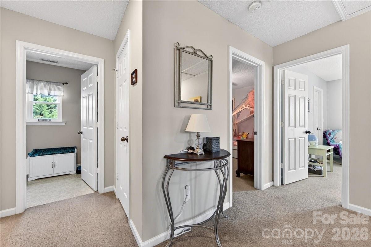 10611 Bedlington Road — Charlotte