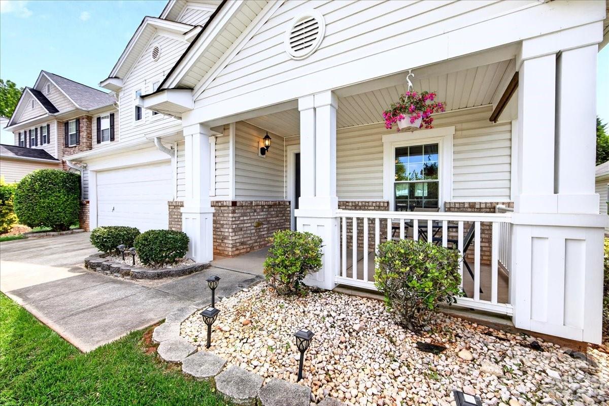 10611 Bedlington Road — Charlotte