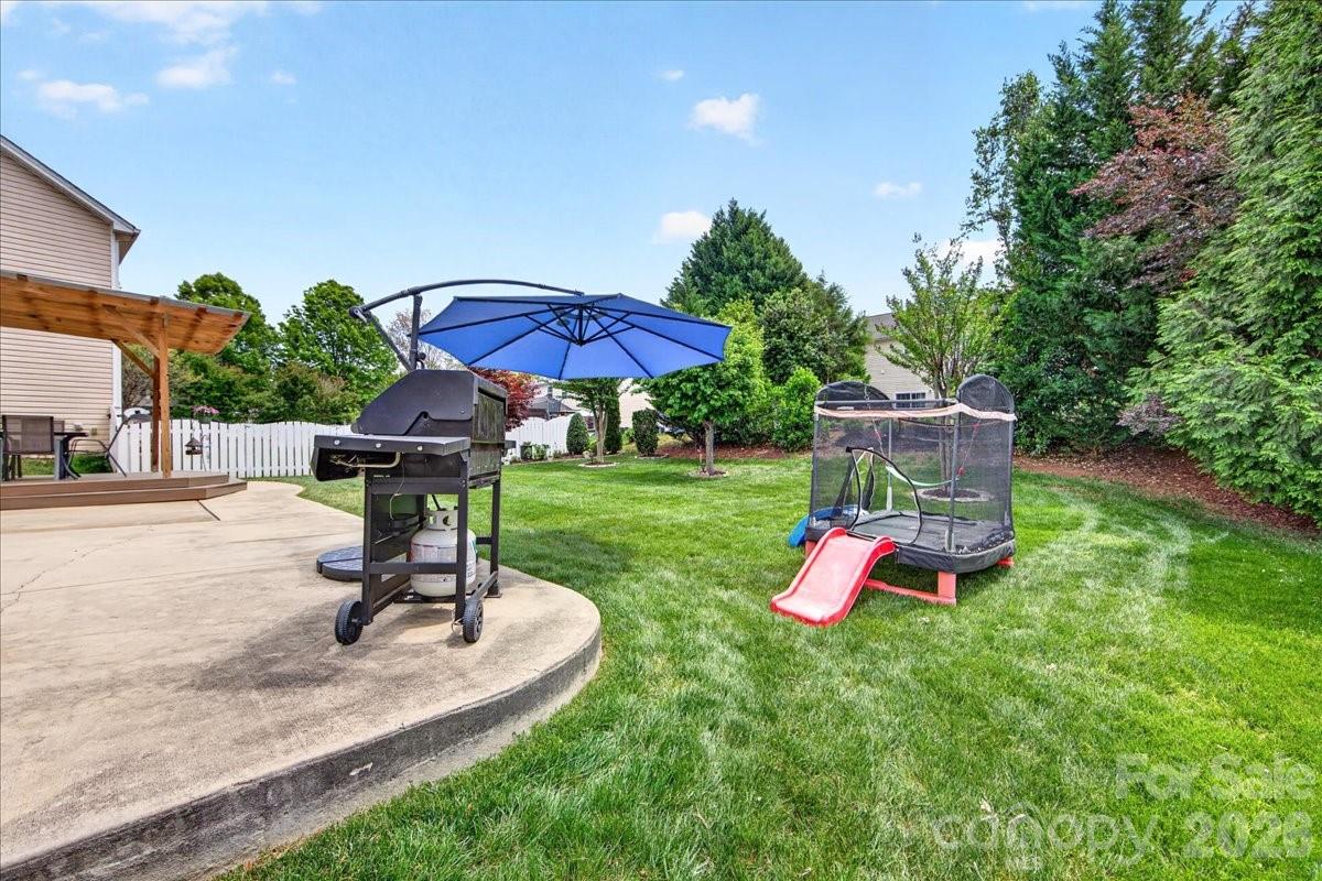 10611 Bedlington Road — Charlotte