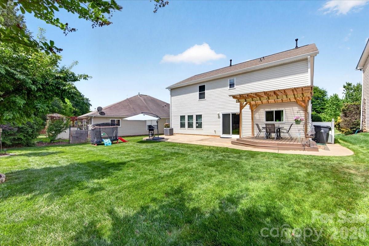 10611 Bedlington Road — Charlotte