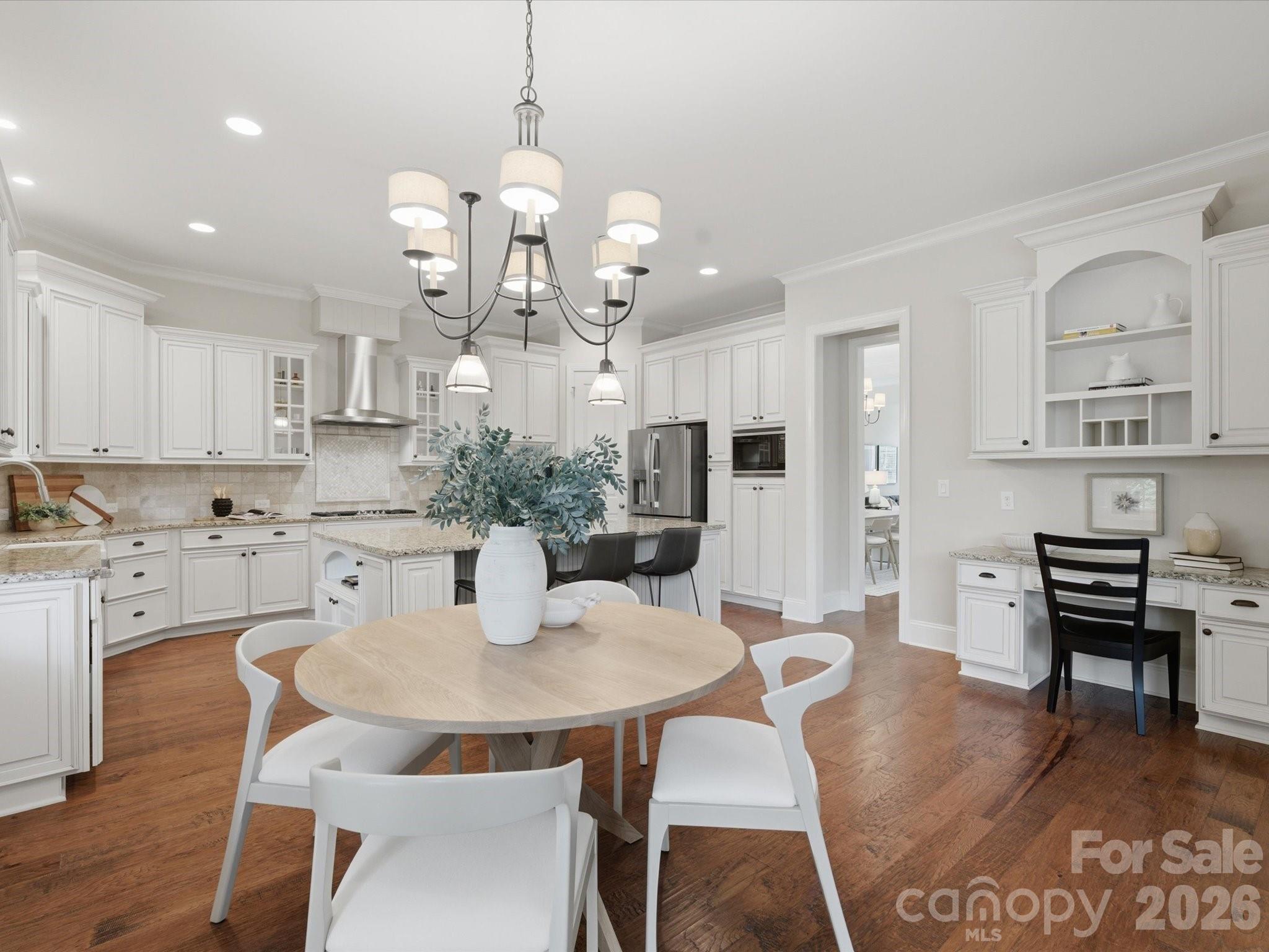 1003 Desborough Drive — Matthews