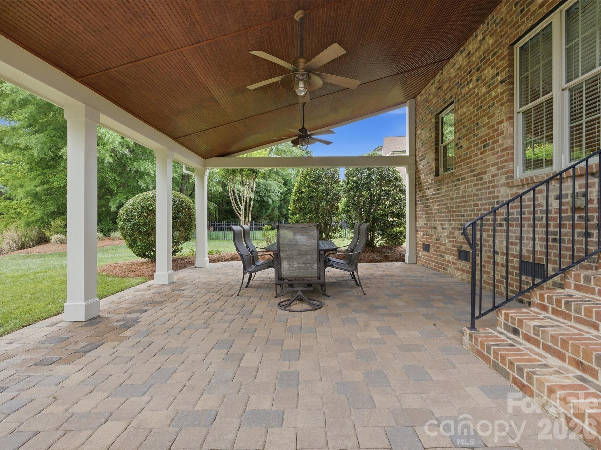 1003 Desborough Drive — Matthews