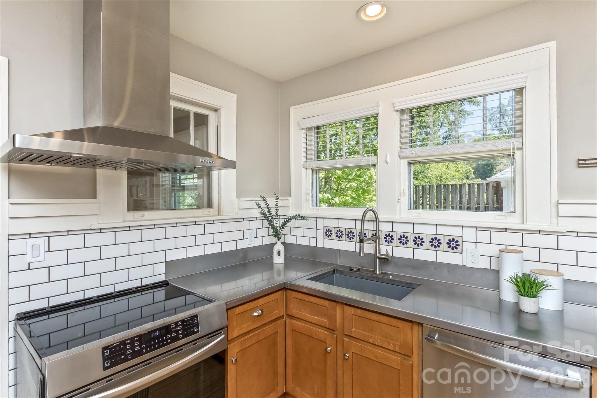 178 Coleman Avenue — Asheville
