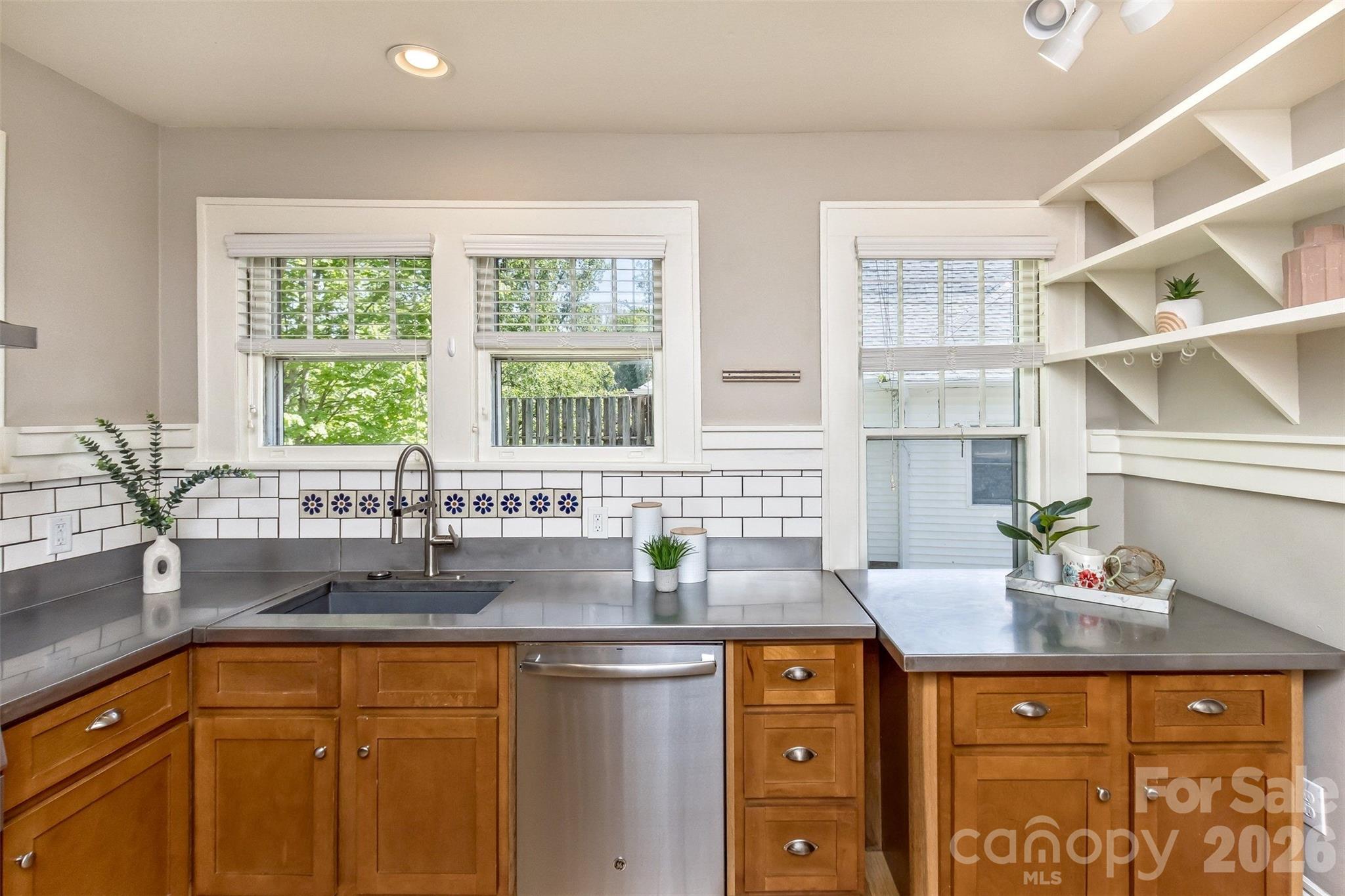 178 Coleman Avenue — Asheville