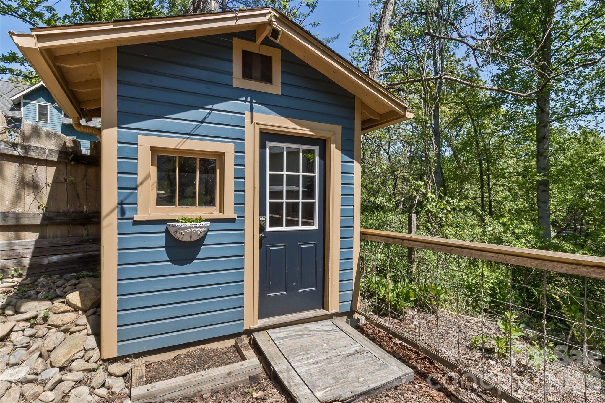 178 Coleman Avenue — Asheville